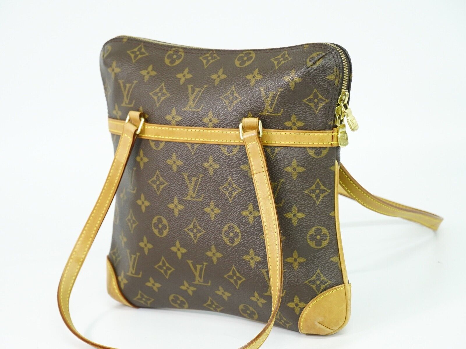 Louis Vuitton Coussin
