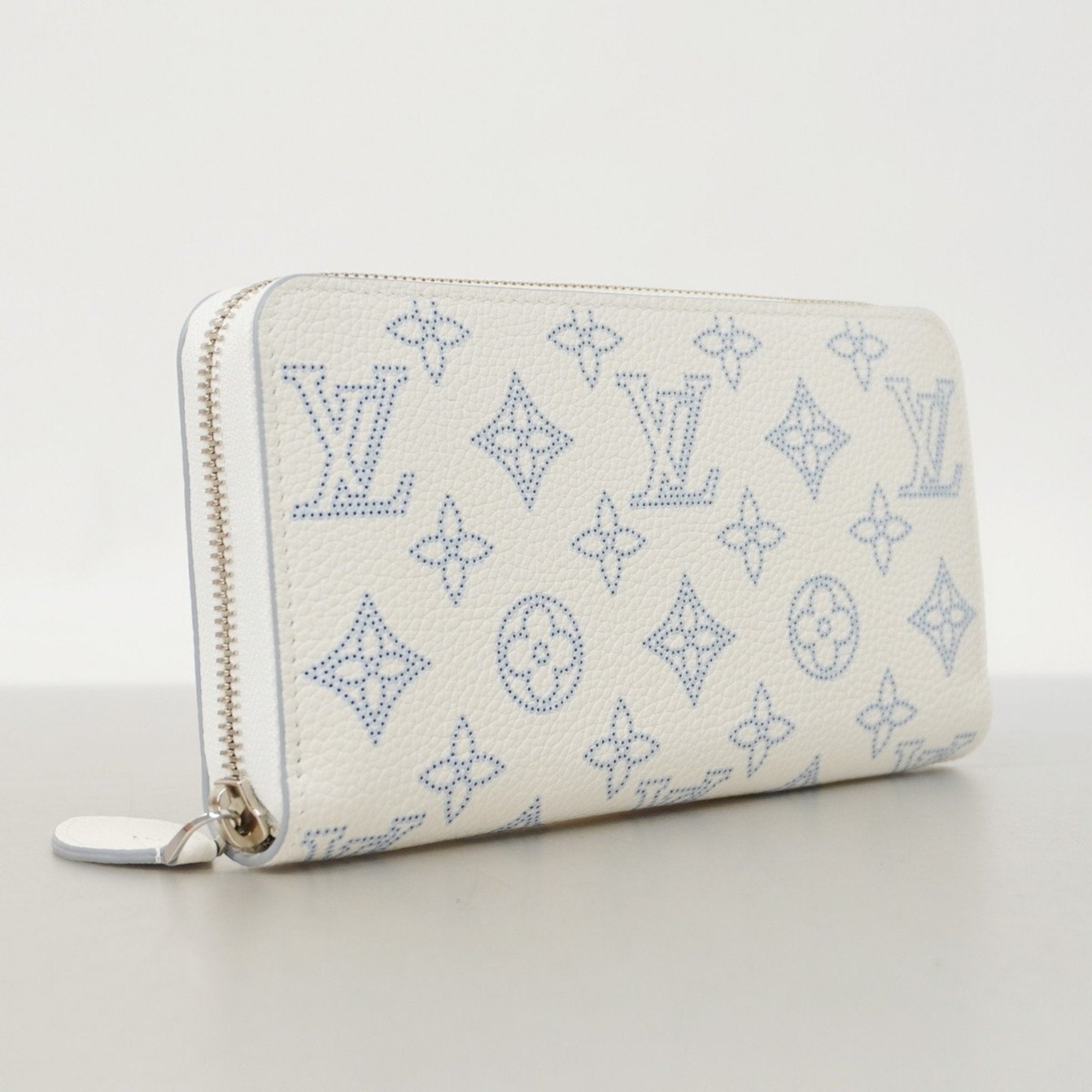 Louis Vuitton Mahina