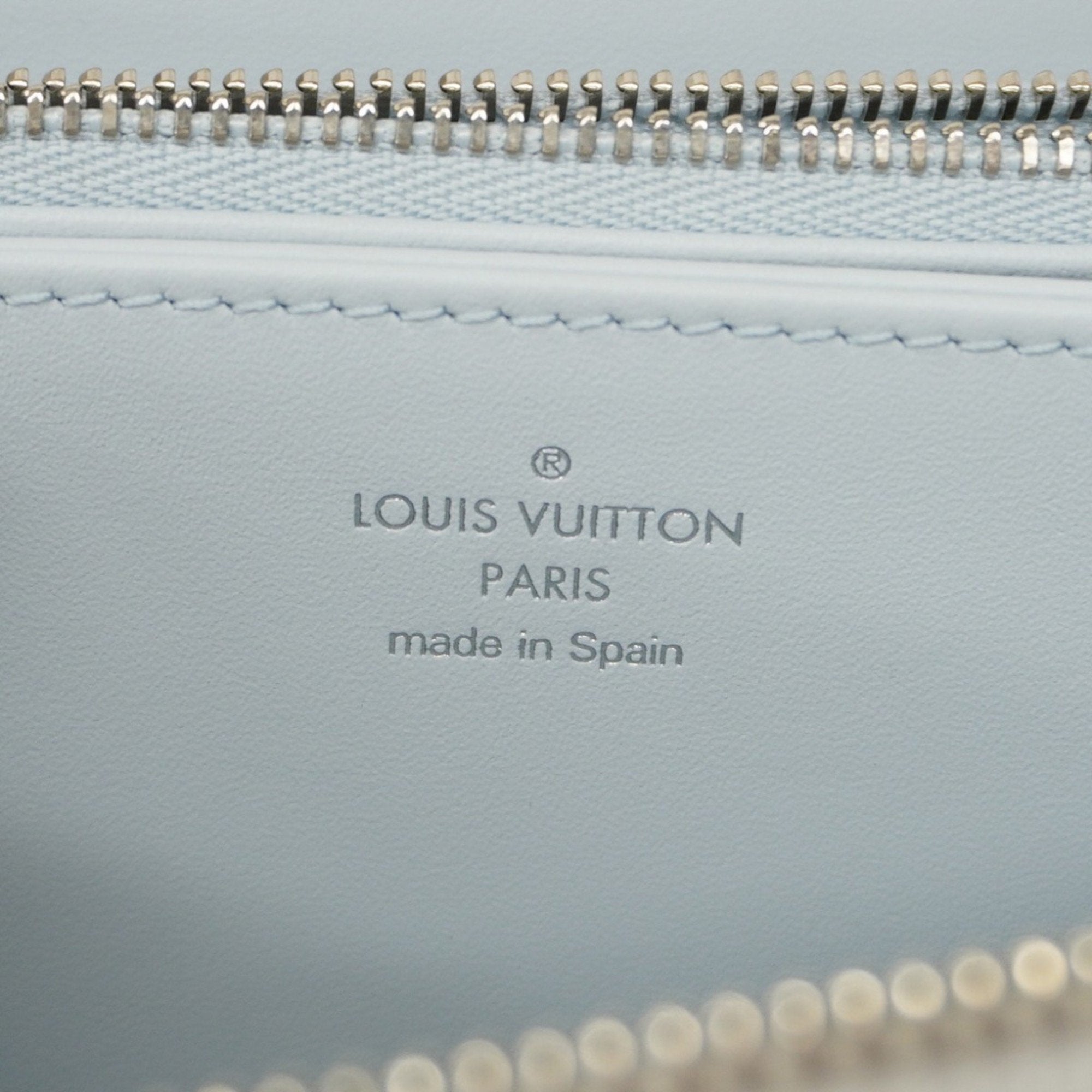 Louis Vuitton Mahina