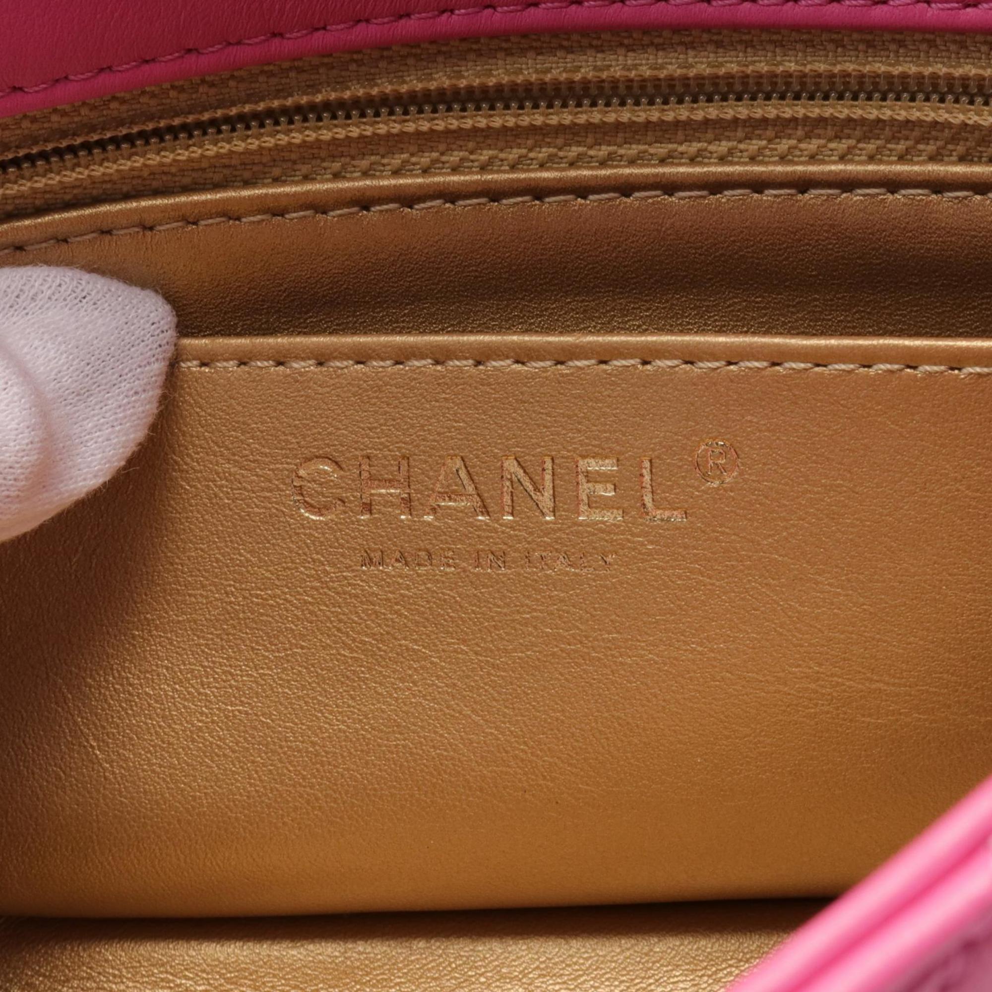 Chanel Matelassé