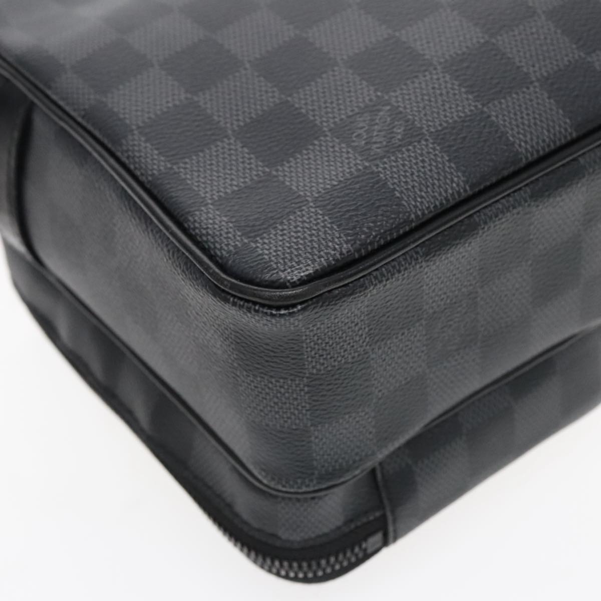 Louis Vuitton Utility
