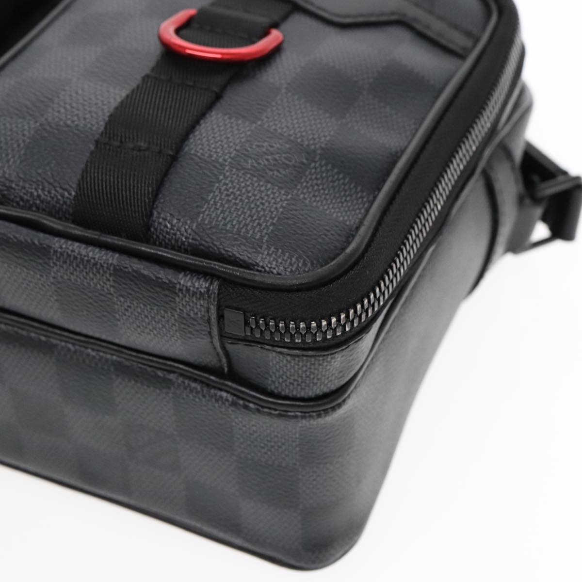 Louis Vuitton Utility