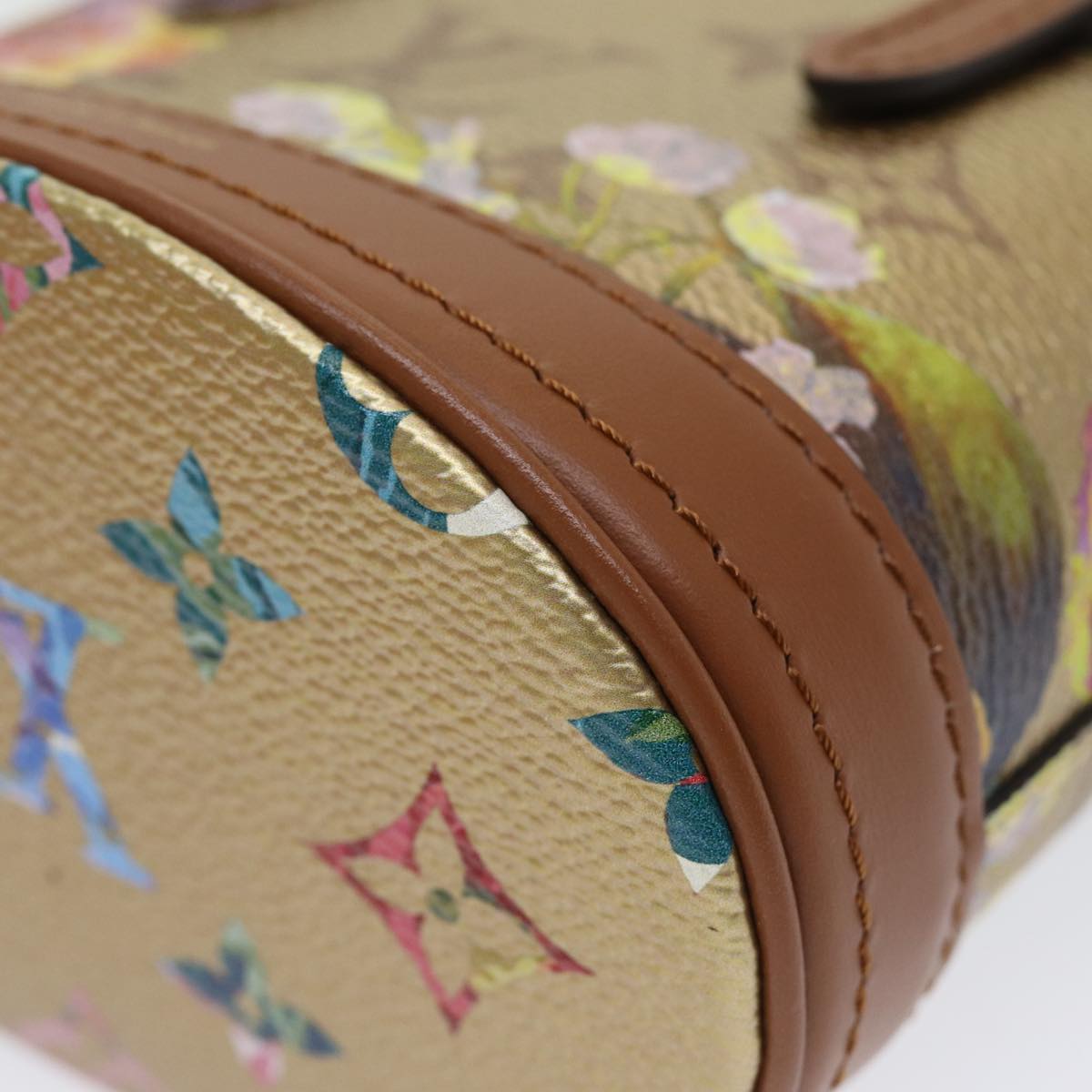 Louis Vuitton Bucket