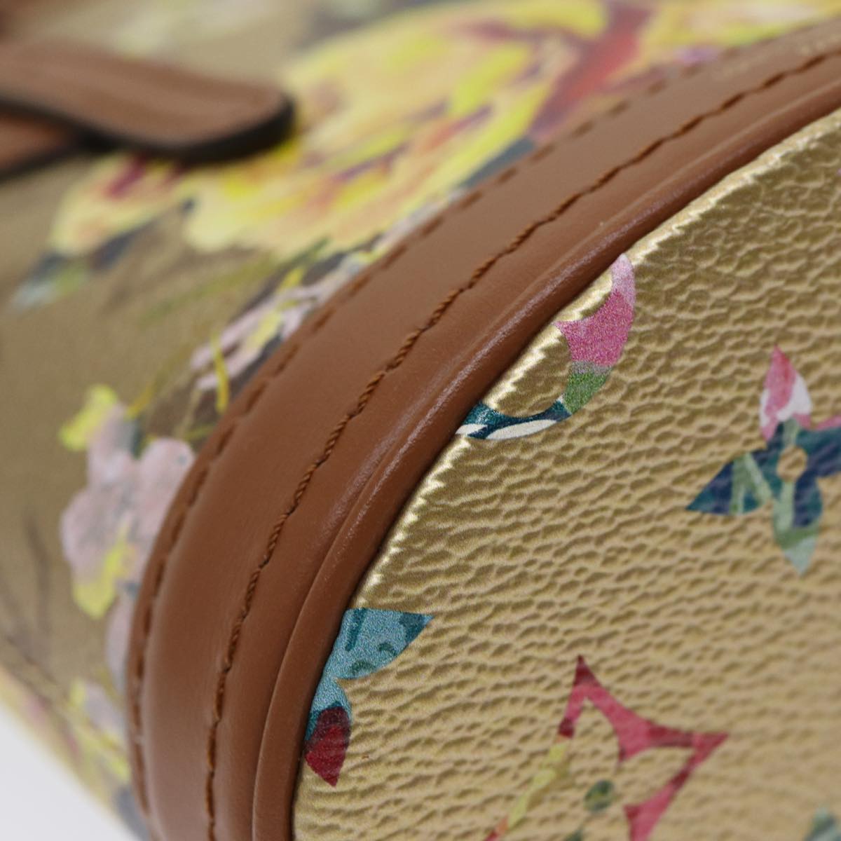 Louis Vuitton Bucket