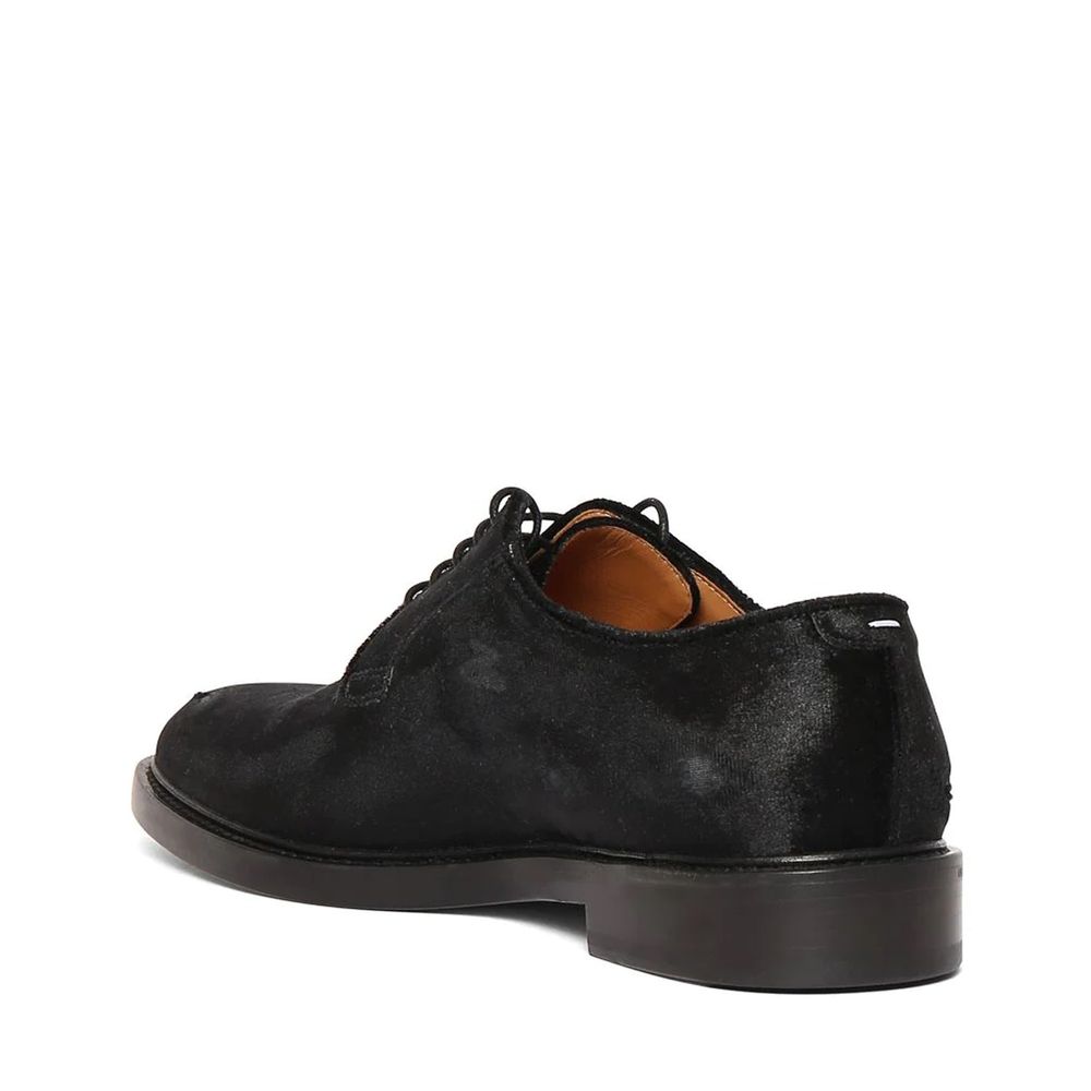 Lace-Up Oxford