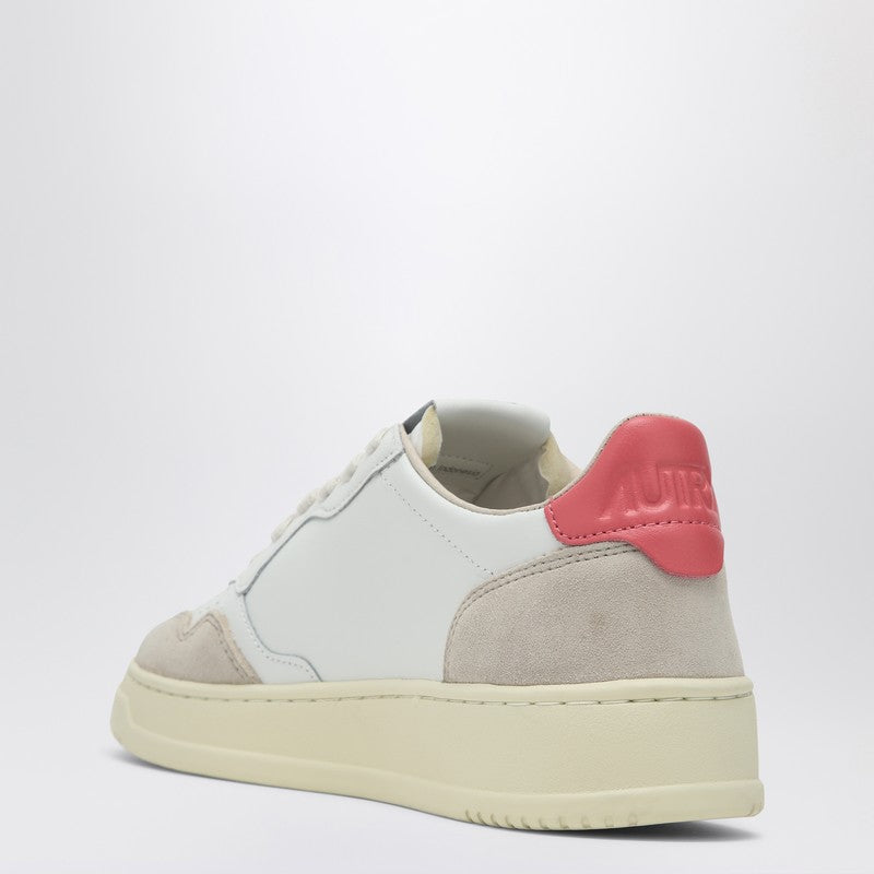 AUTRY Medalist sneakers in white/coral leather and suede