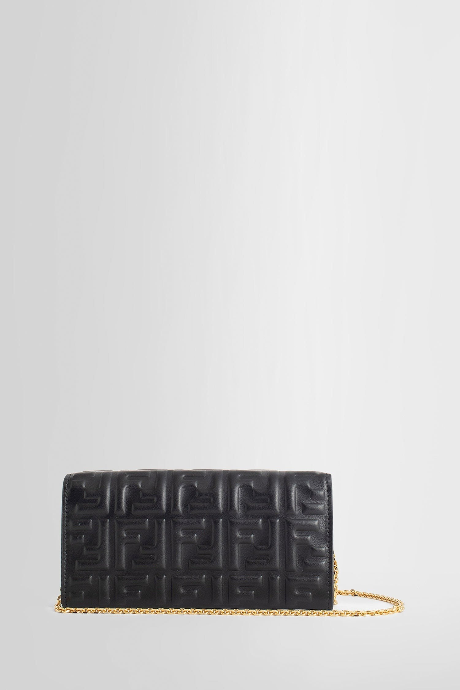 baguette continental wallet with chain