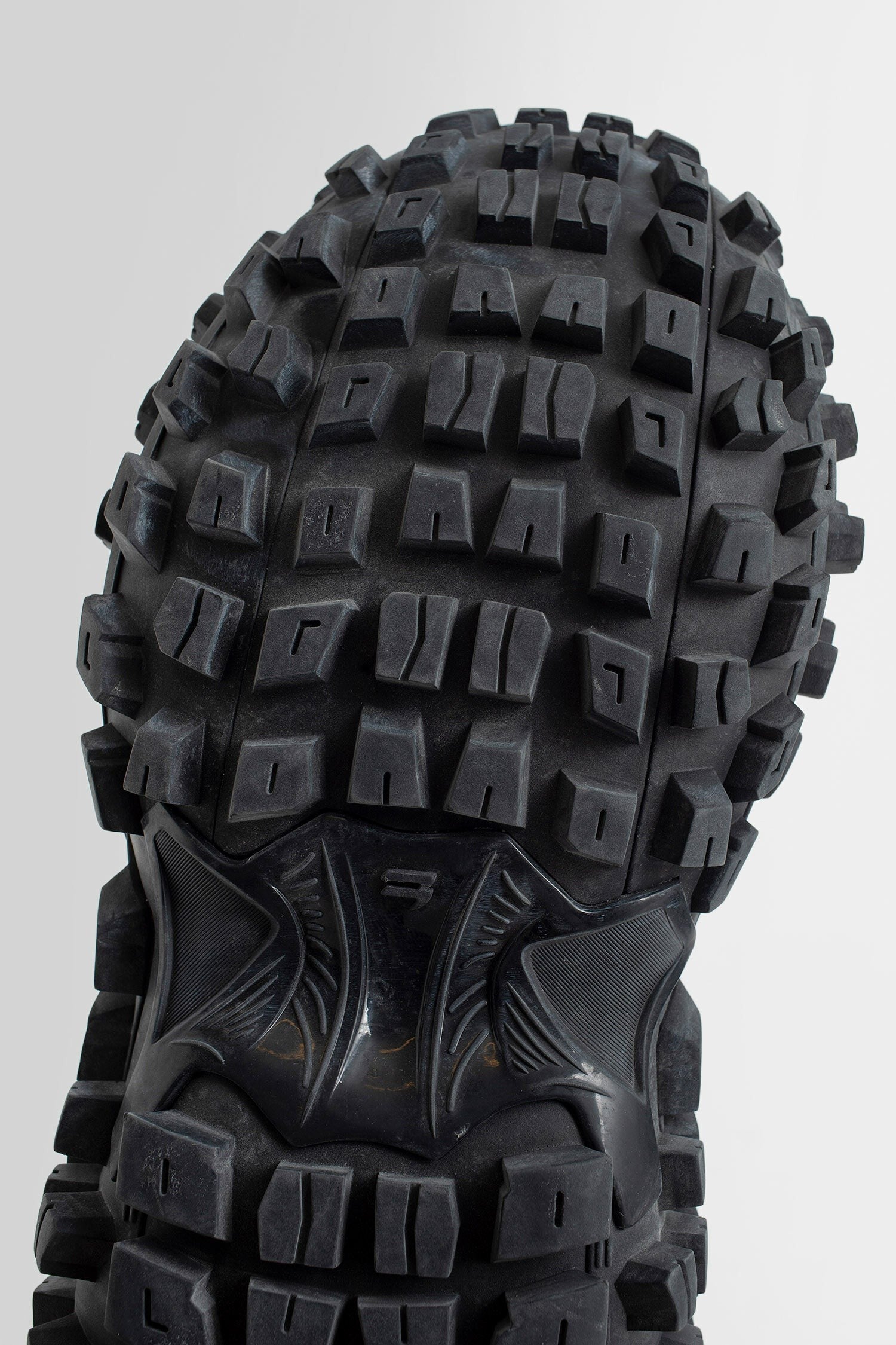 bouncer sneakers