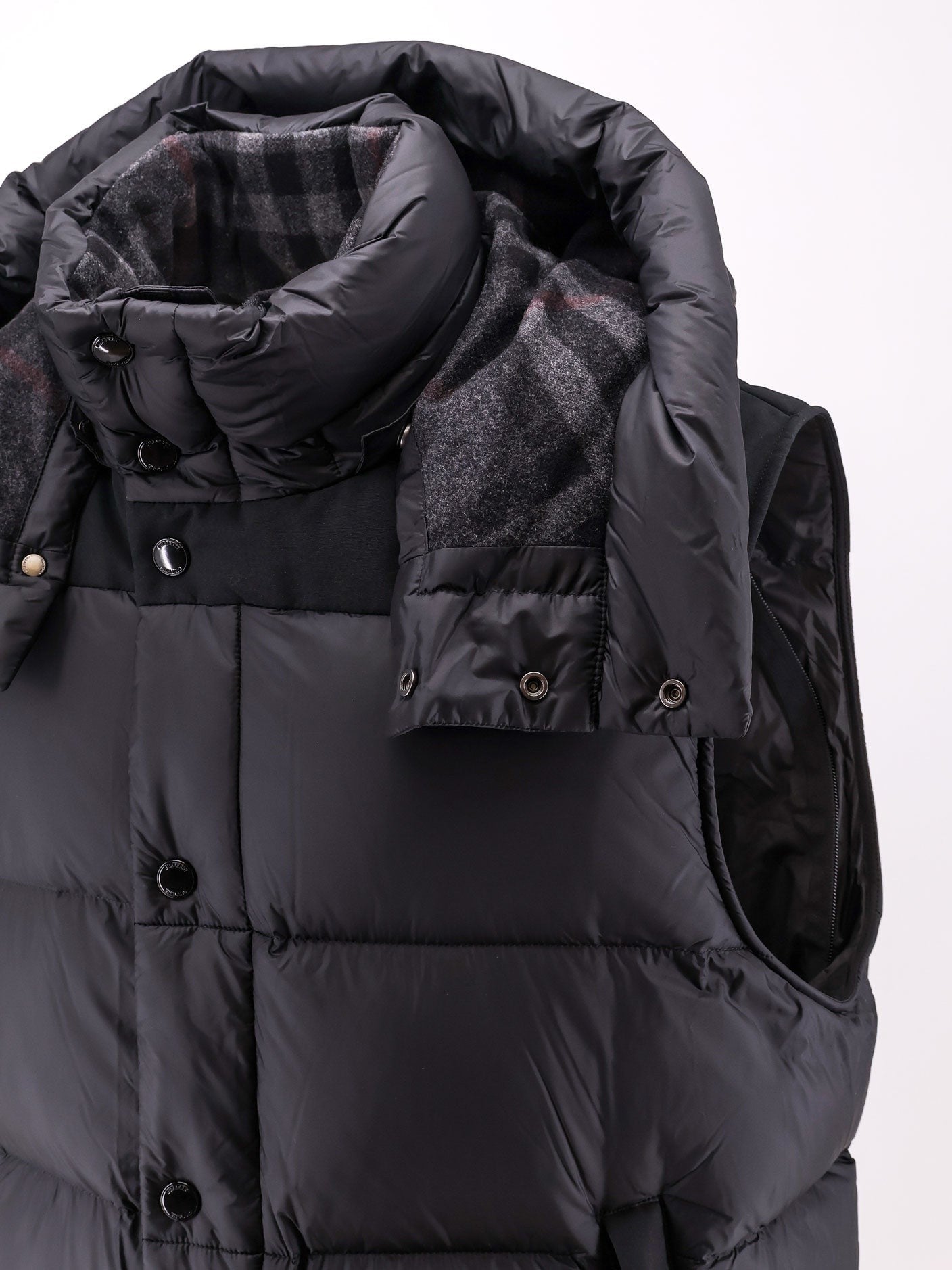 BURBERRY JACKET