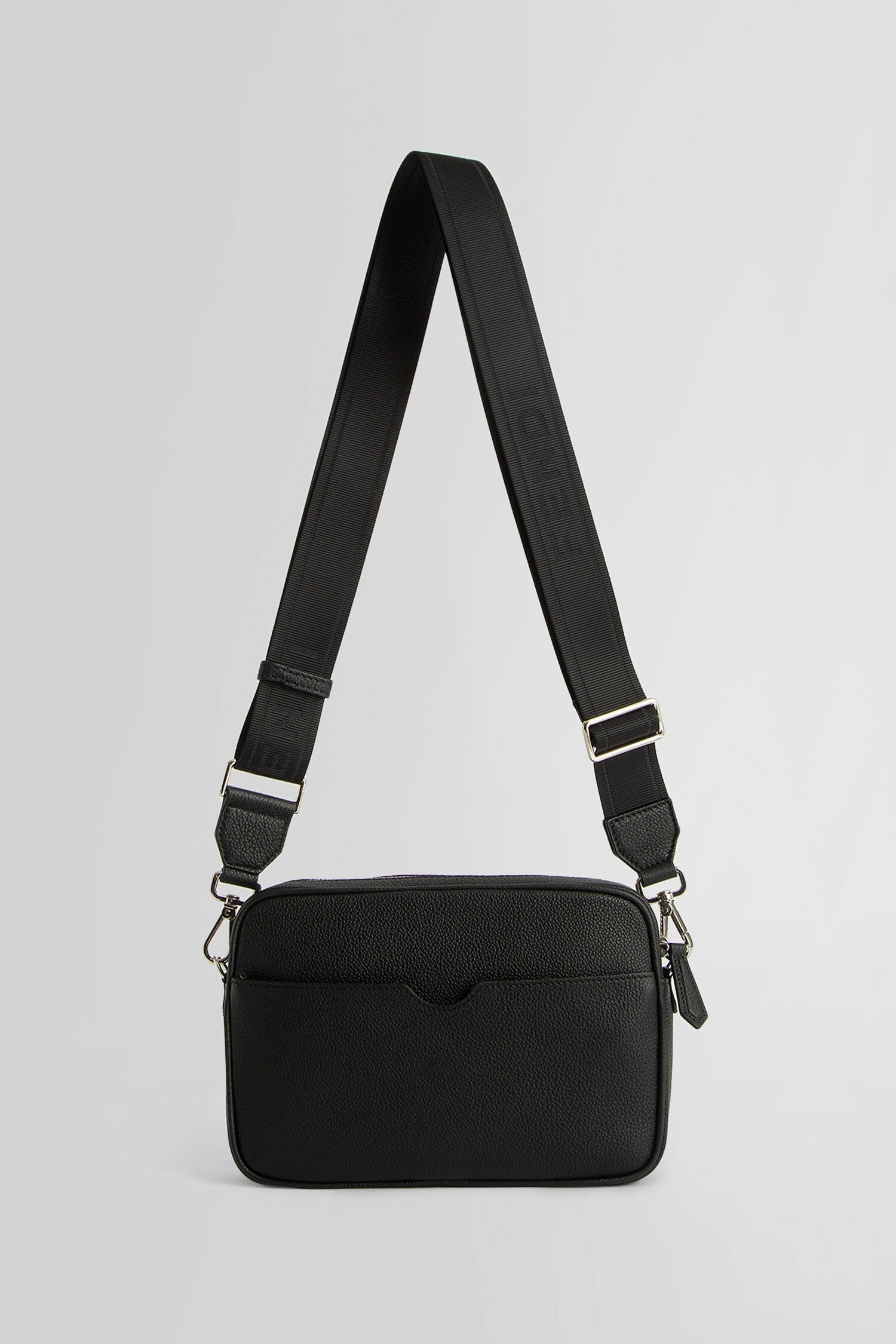 fendi roma camera bag