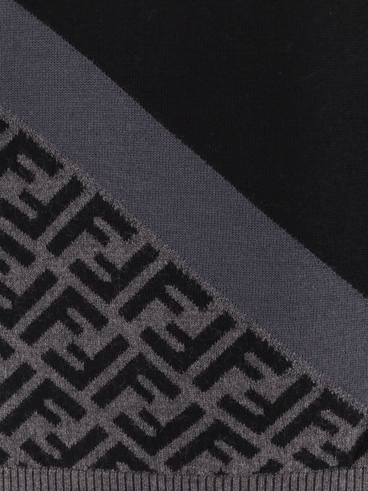 Fendi Sweater