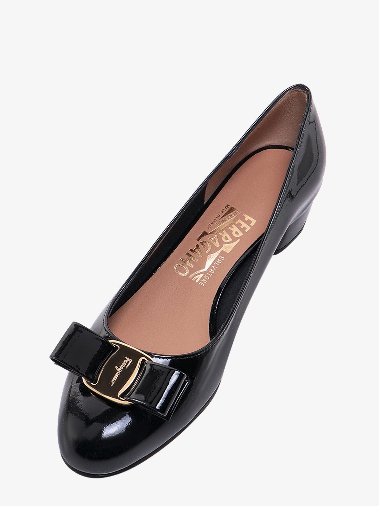 FERRAGAMO DÉCOLLETÉ