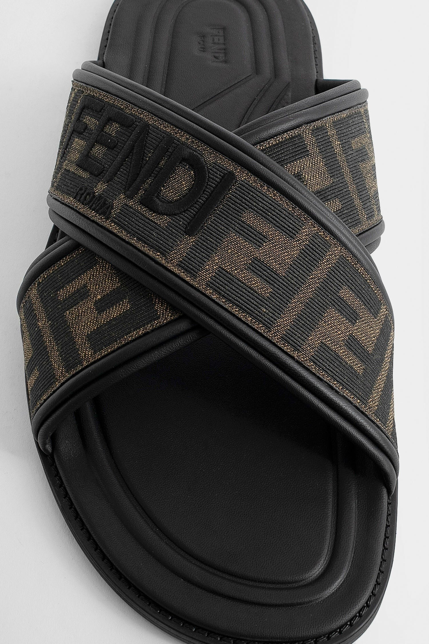 Ff Jacquard Slides
