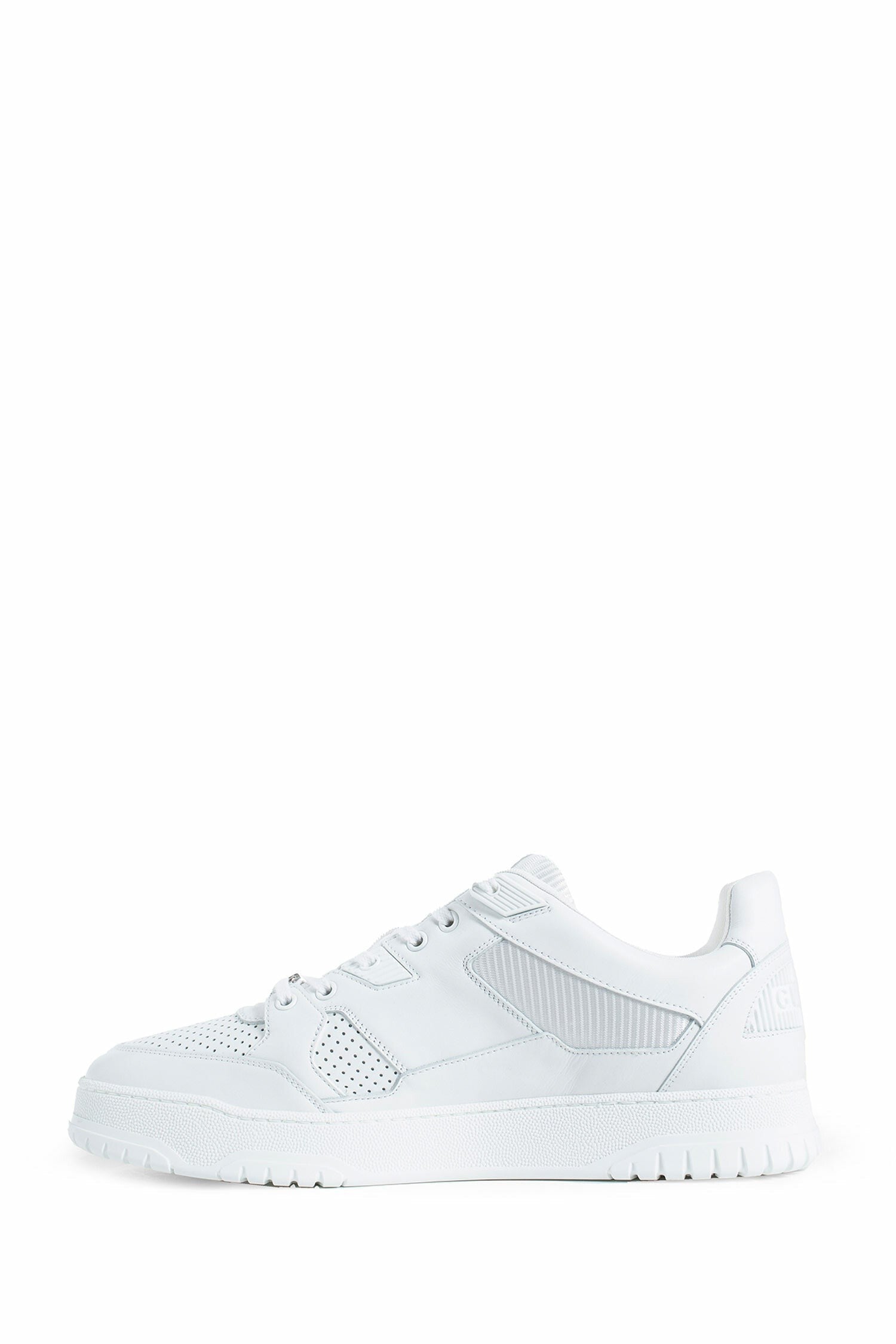 Jones Sneakers