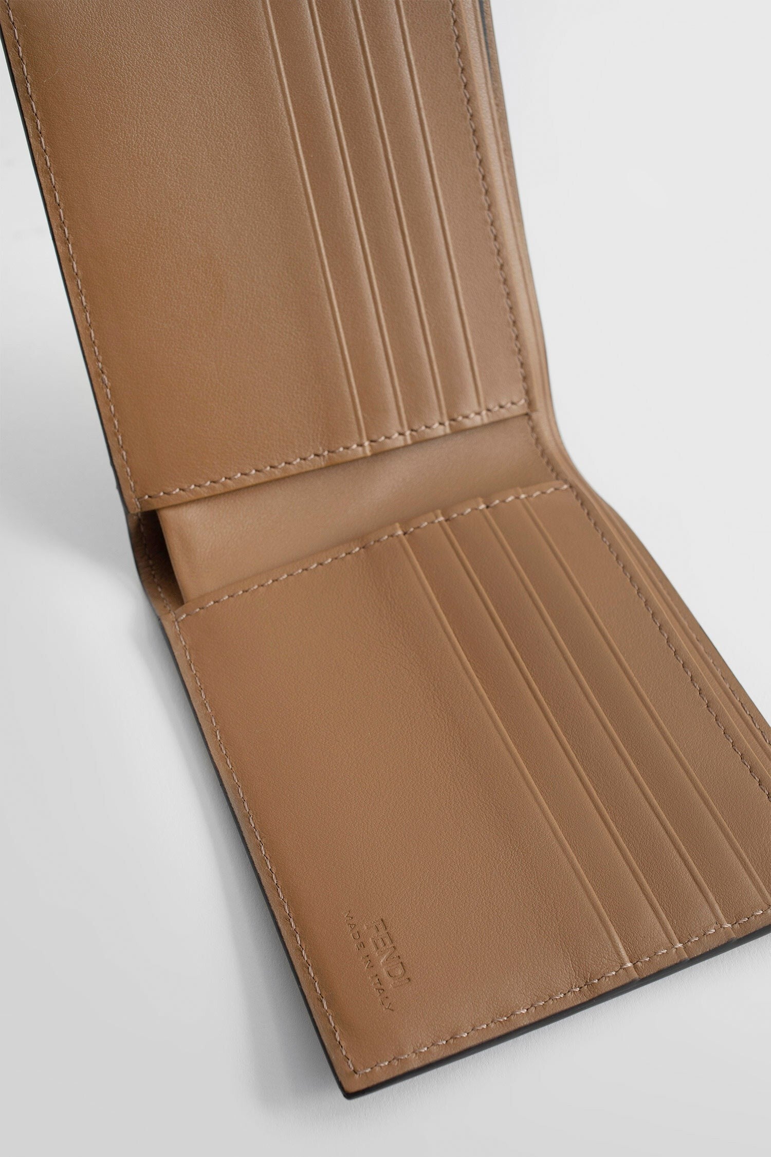 logo bifold wallet