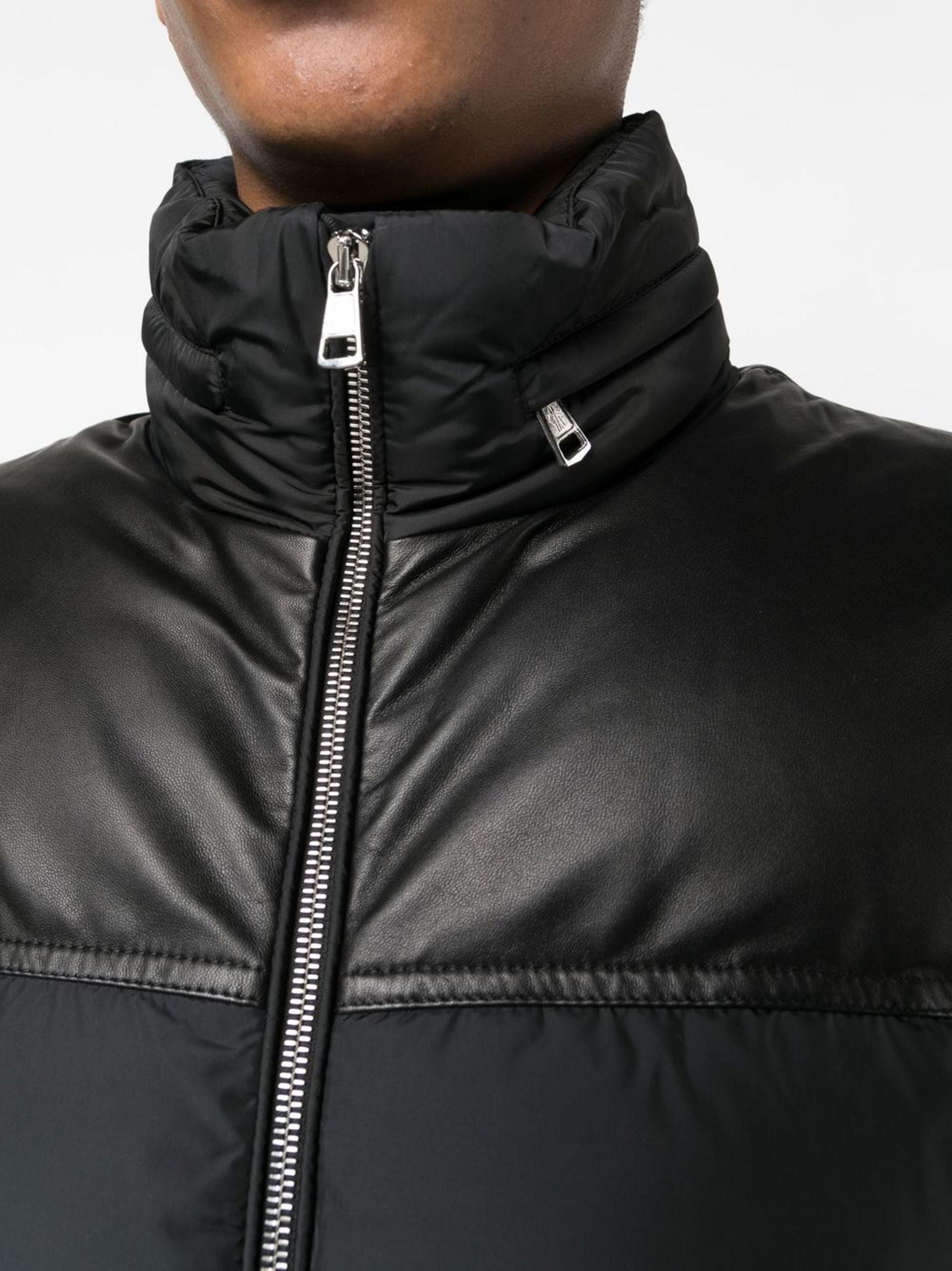 Moncler Jacket/Bugrane Man