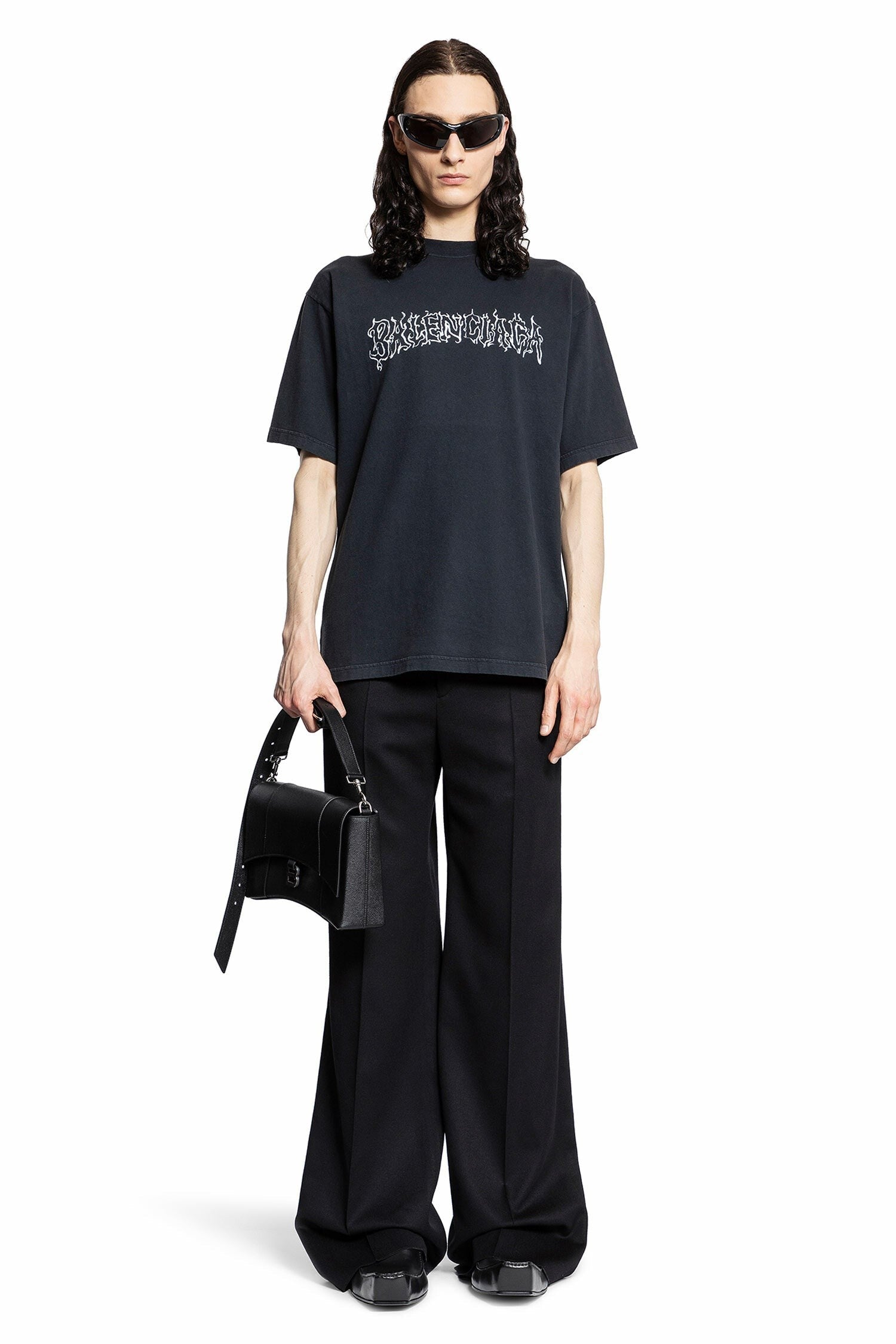 regular fit pants