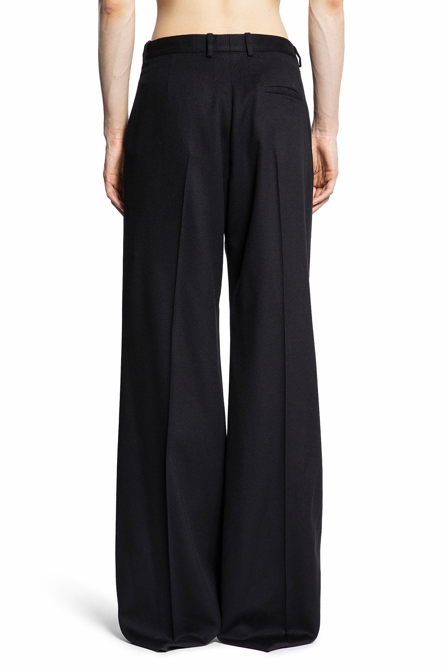 regular fit pants