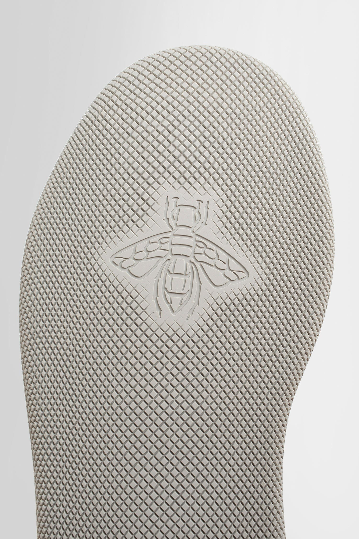screener sneakers