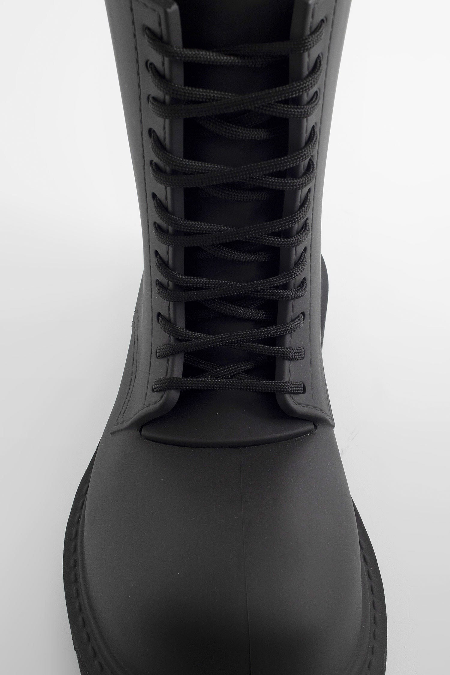 steroid boots