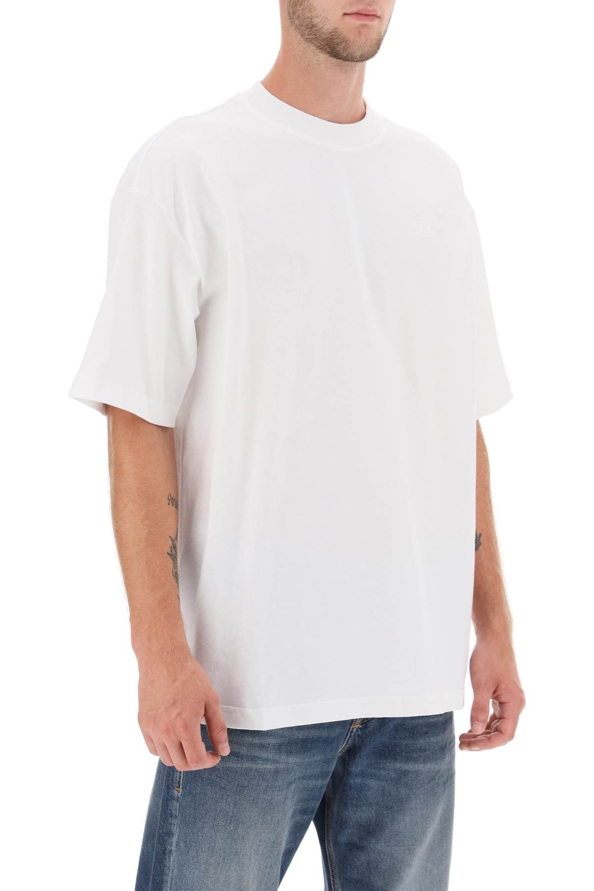 t-boggy megoval-d t-shirt