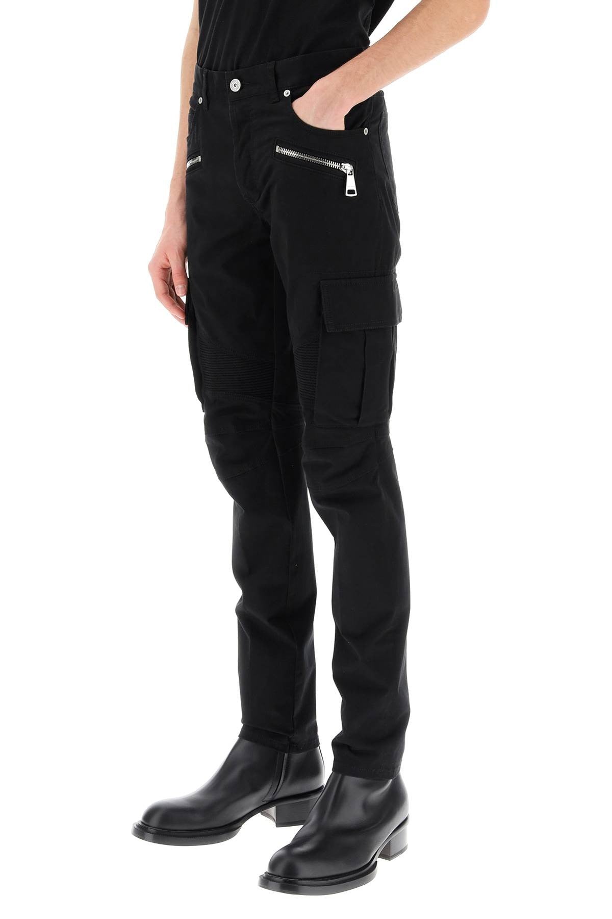 tapered cargo pants