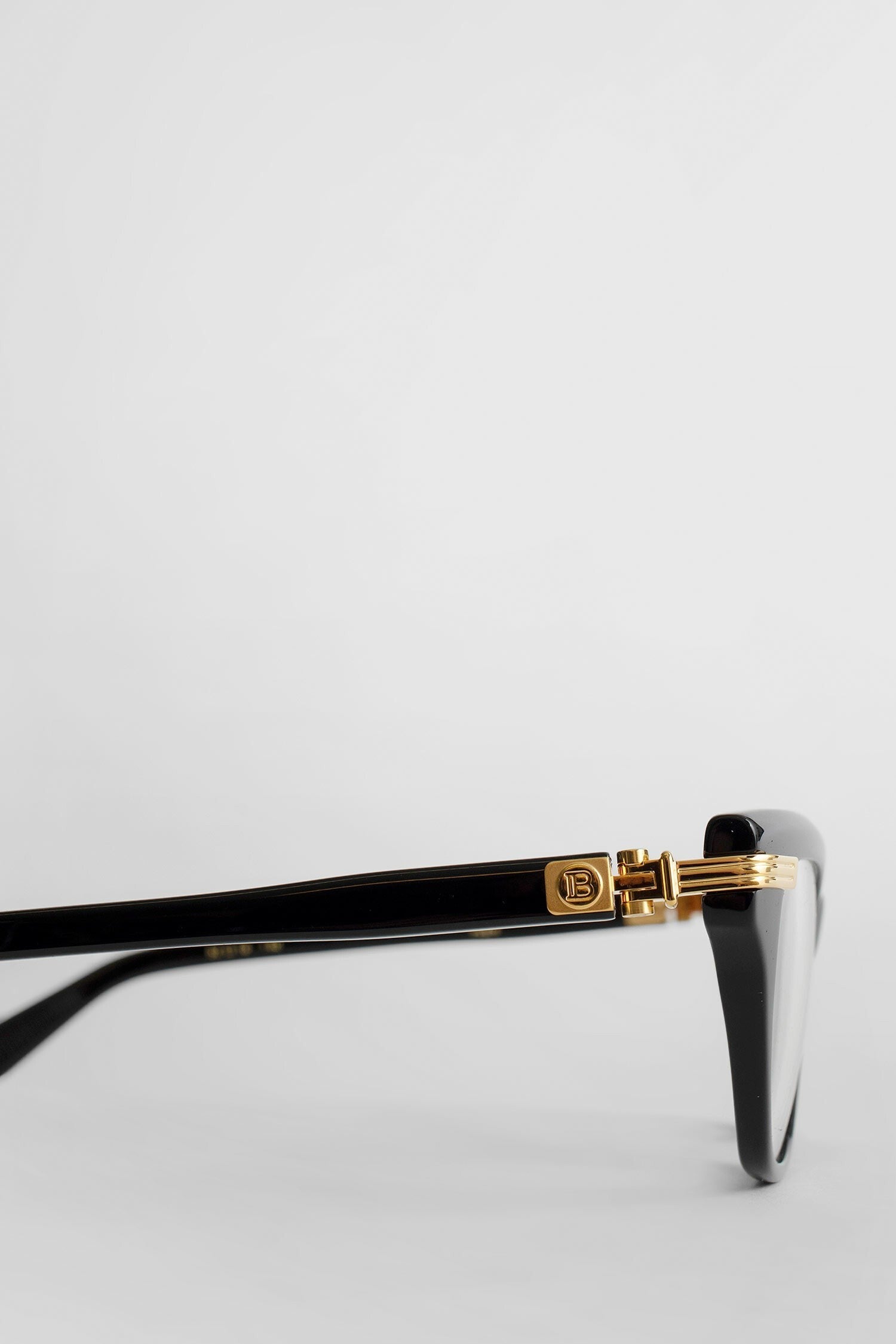 titanium sentinelle-ii eyeglasses