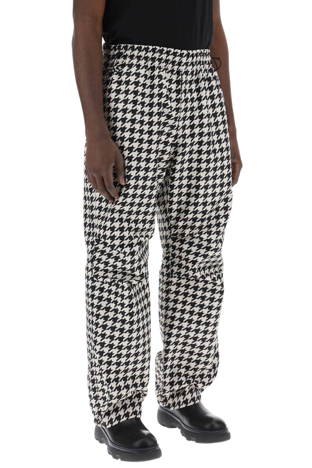 workwear pants in houndstooth