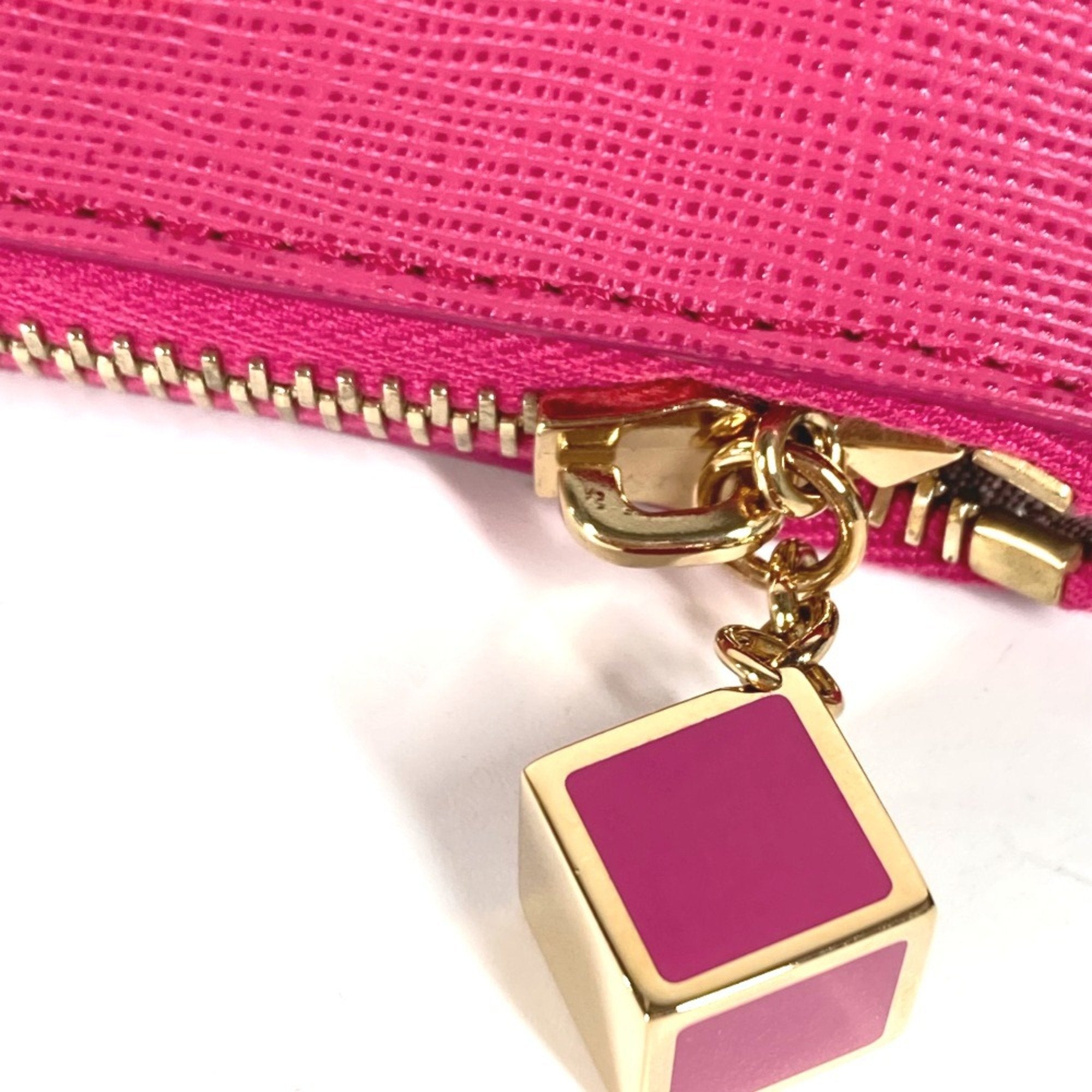 Fendi --