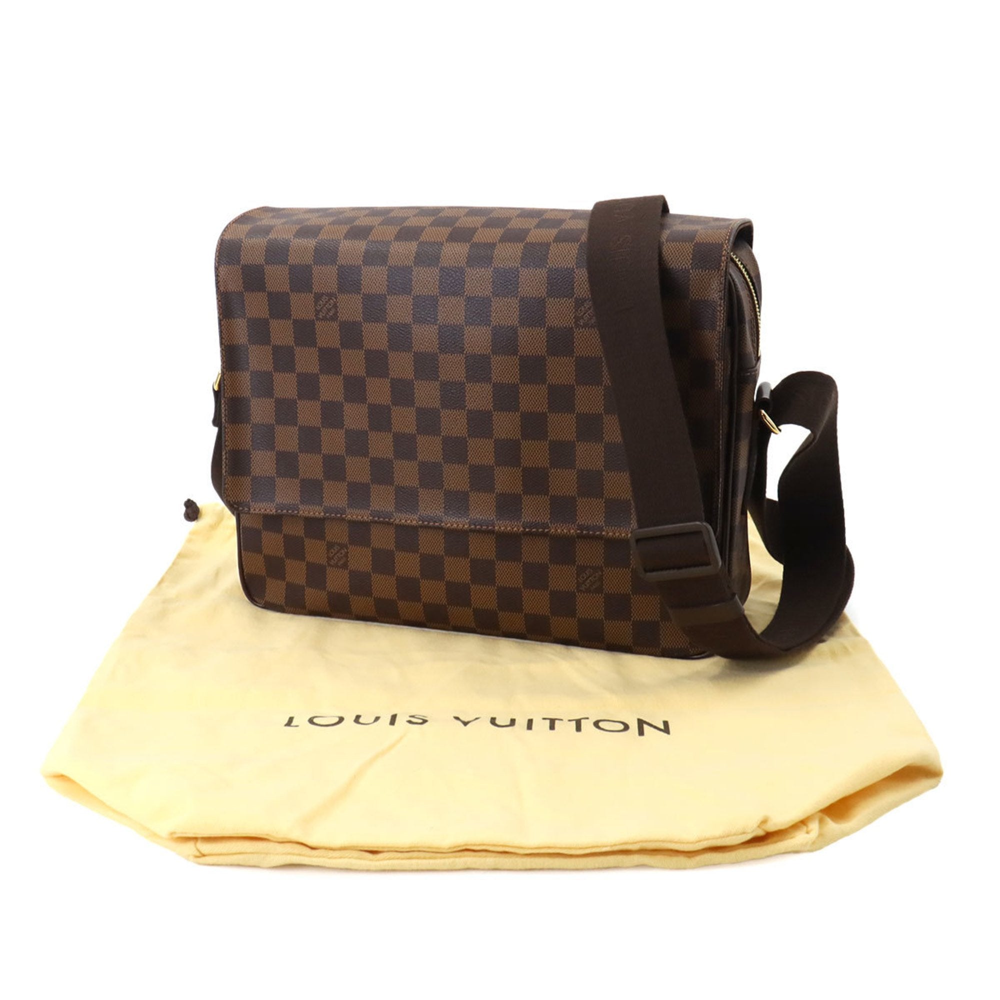 Louis Vuitton Shelton