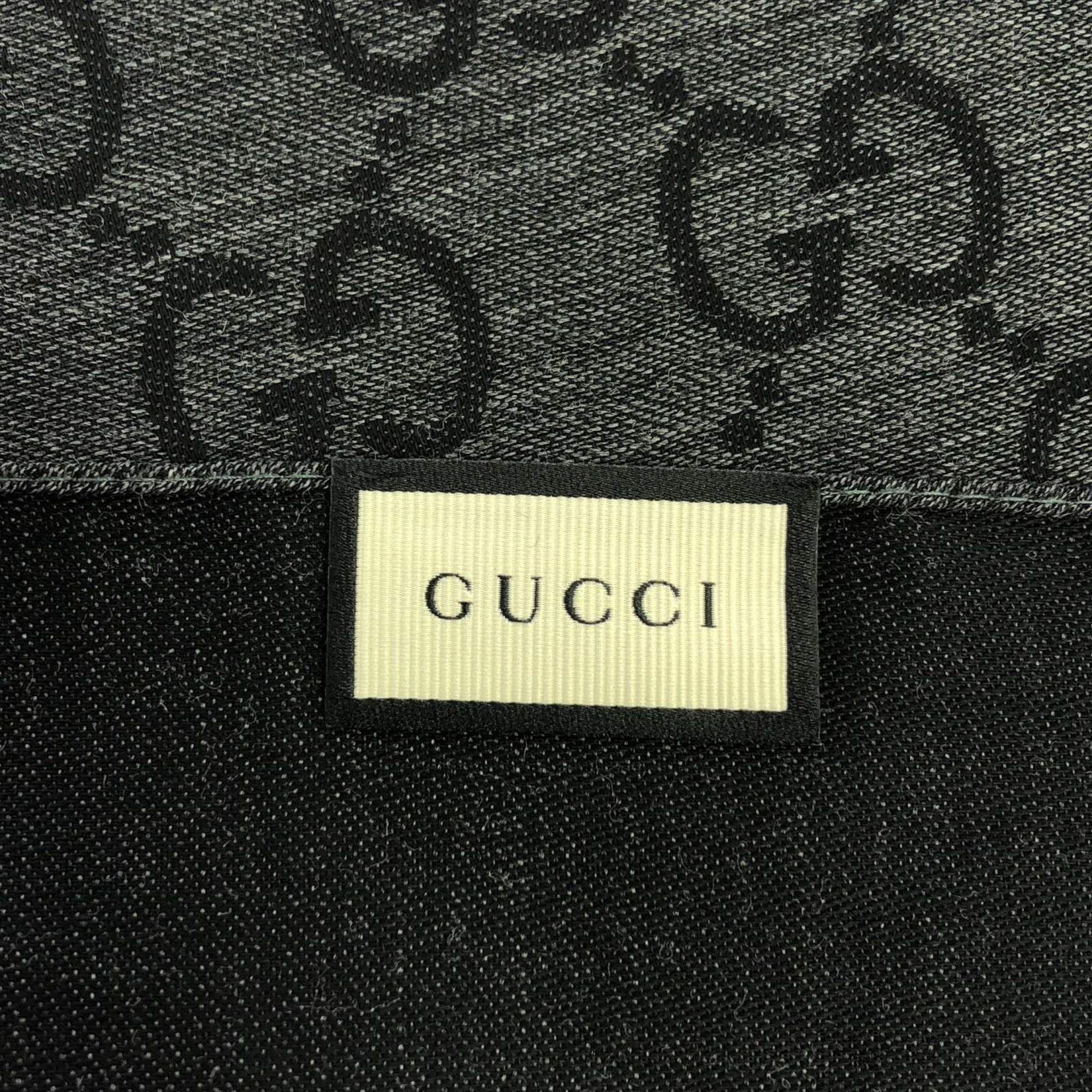 Gucci --