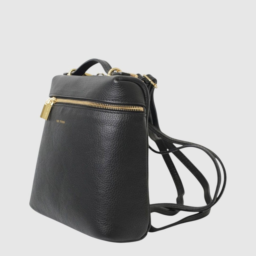The Trend Agerato Leather Backpack