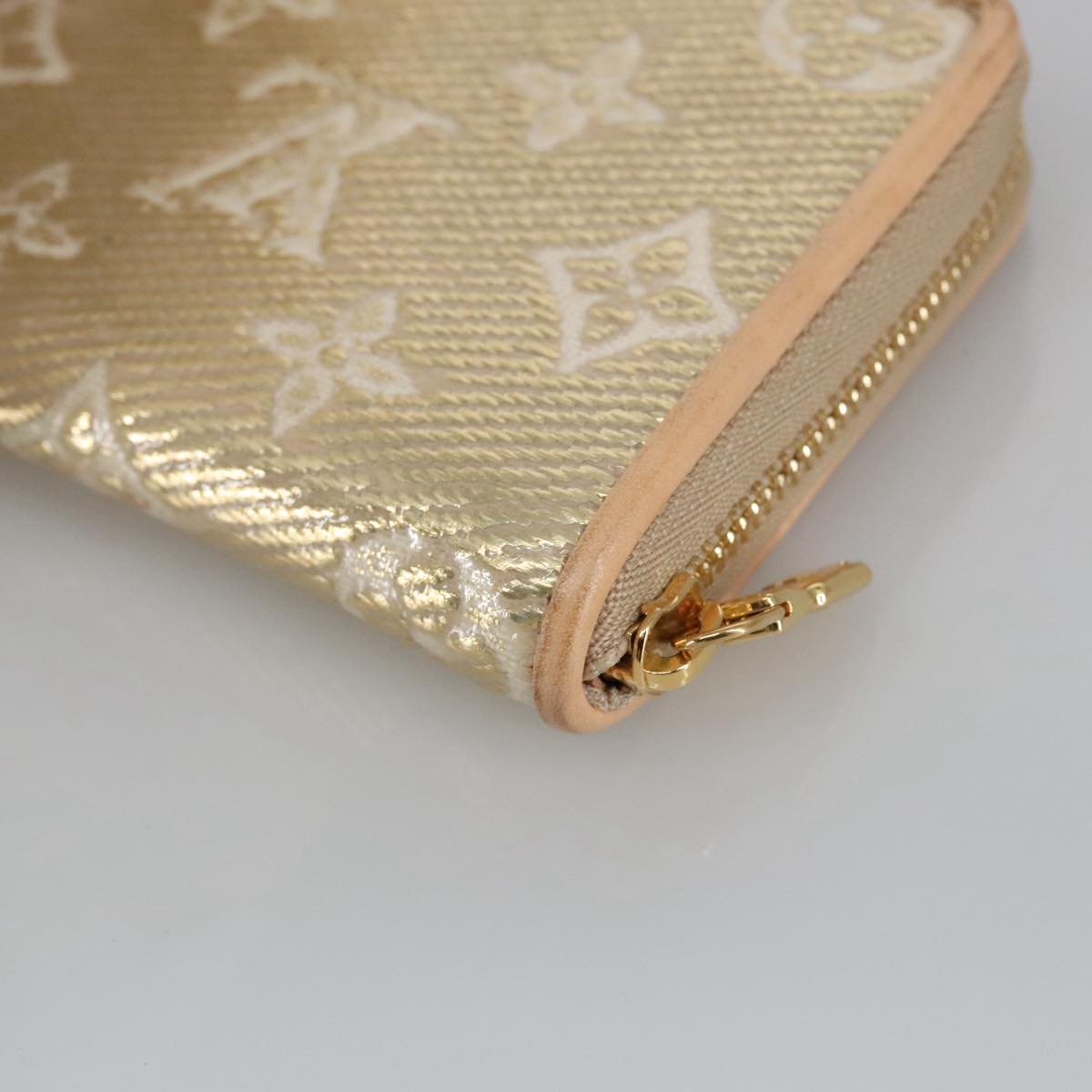 Louis Vuitton Zippy coin purse