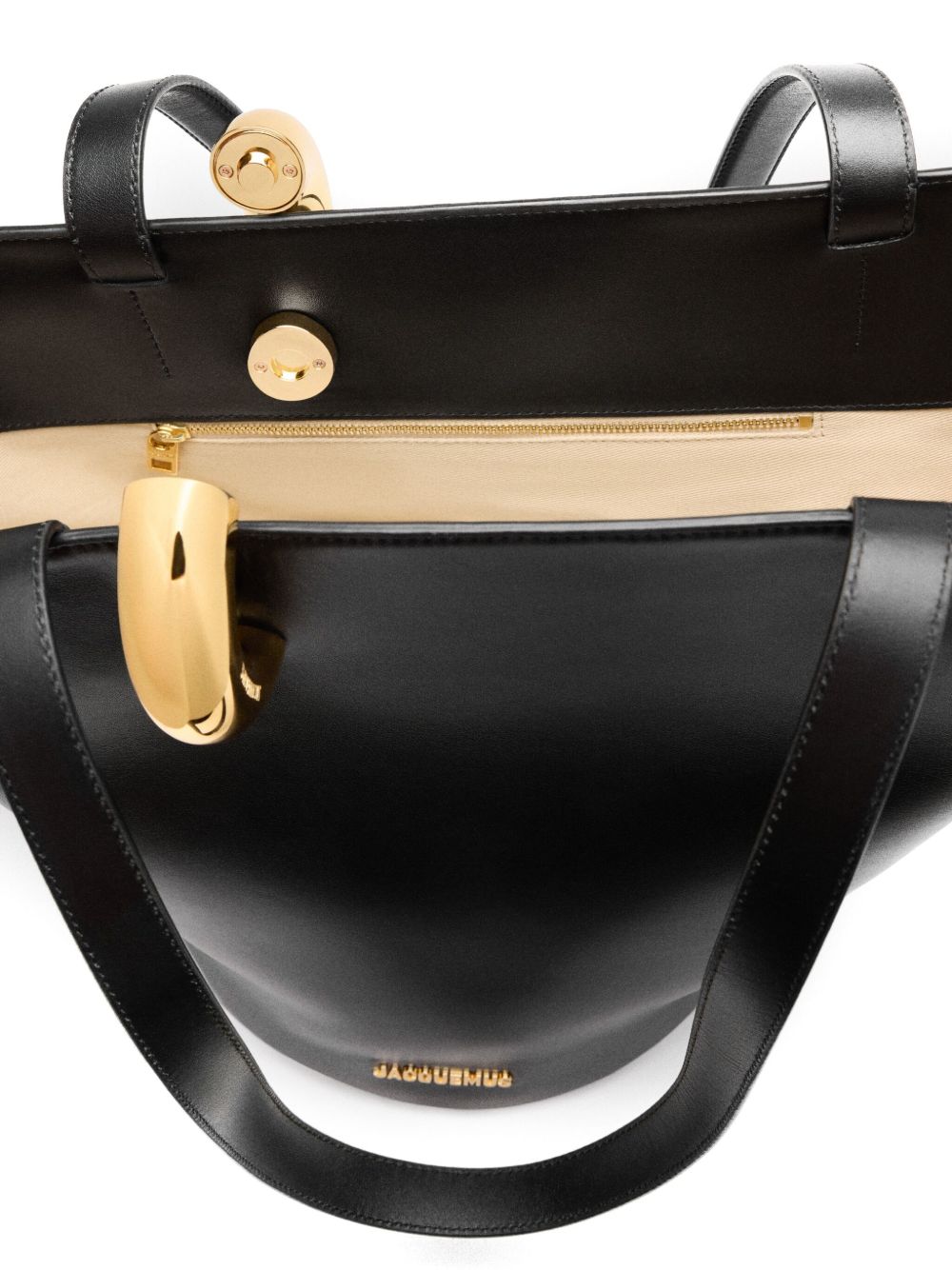 Jacquemus Le Petit Bambola bucket bag