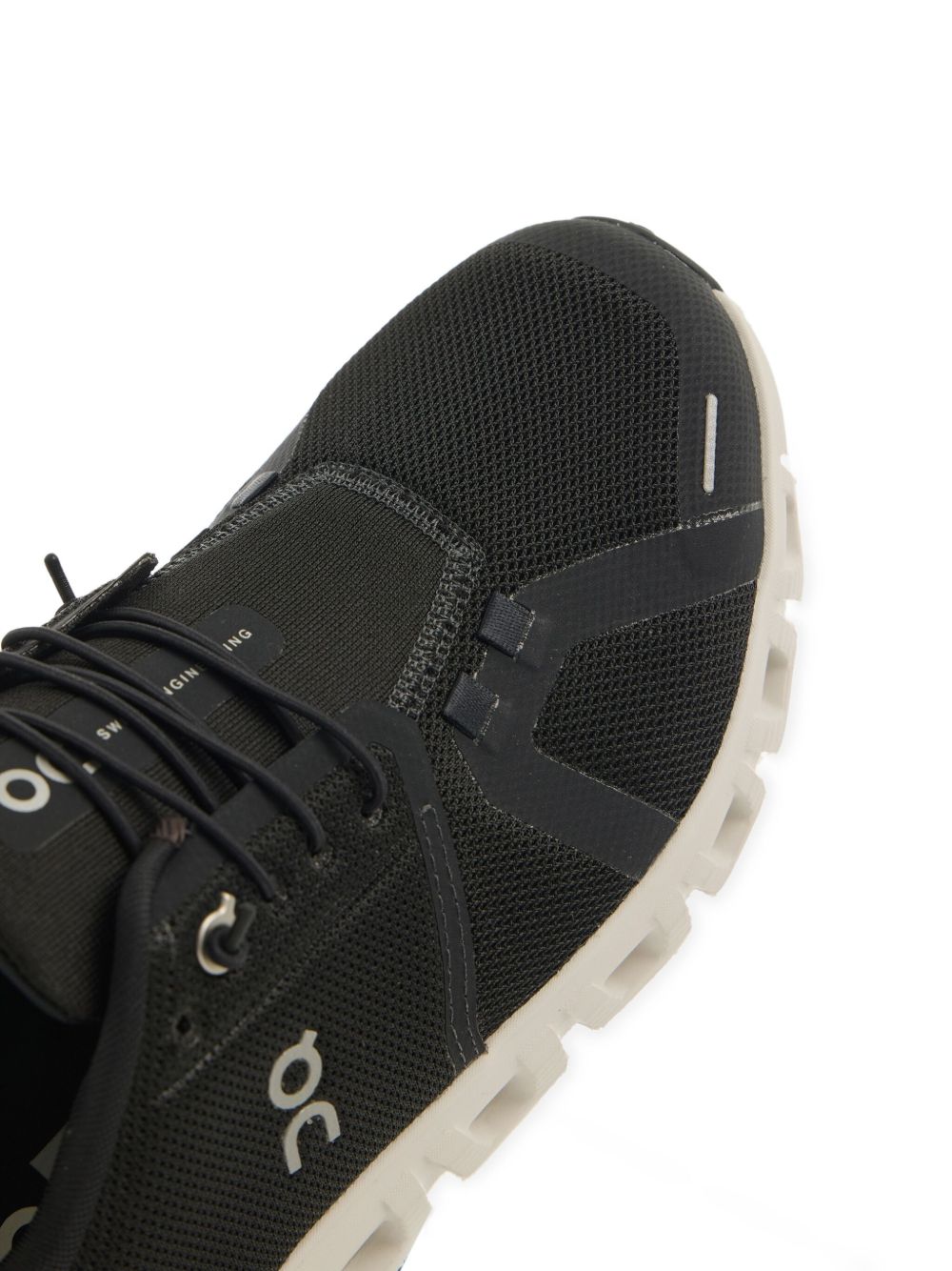 ON Cloud 5 Sneakers