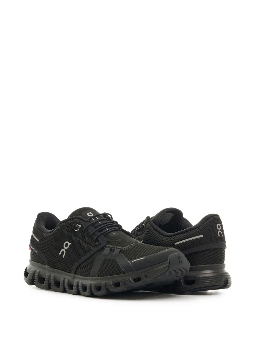 ON Running Cloud 5 sneakers