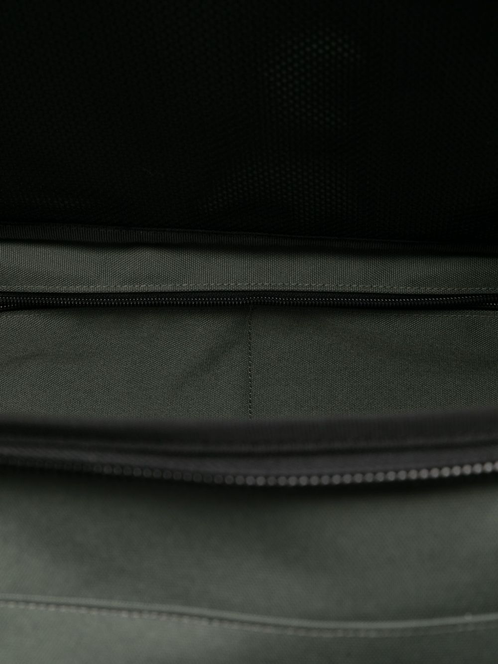 Carhartt Wip Main Jake duffle bag