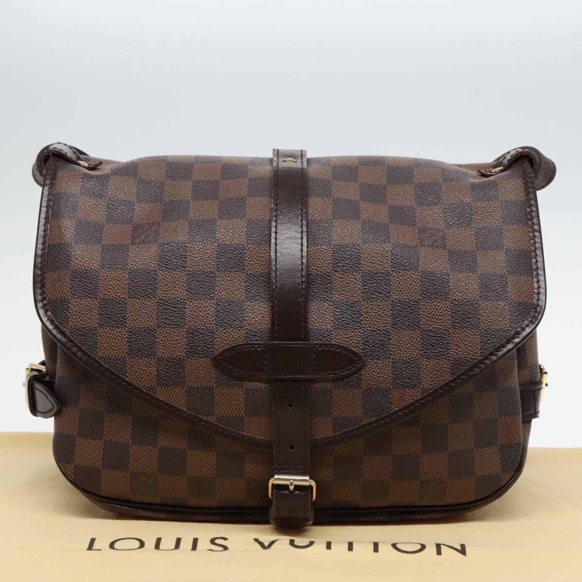 Louis Vuitton Saumur