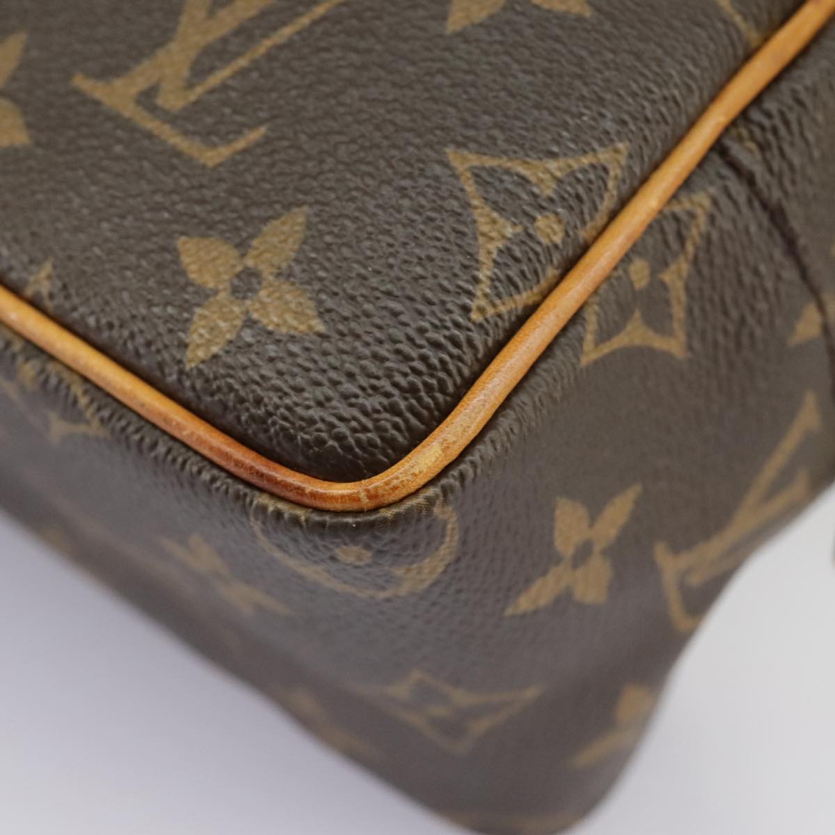 Louis Vuitton Trousse de Toilette