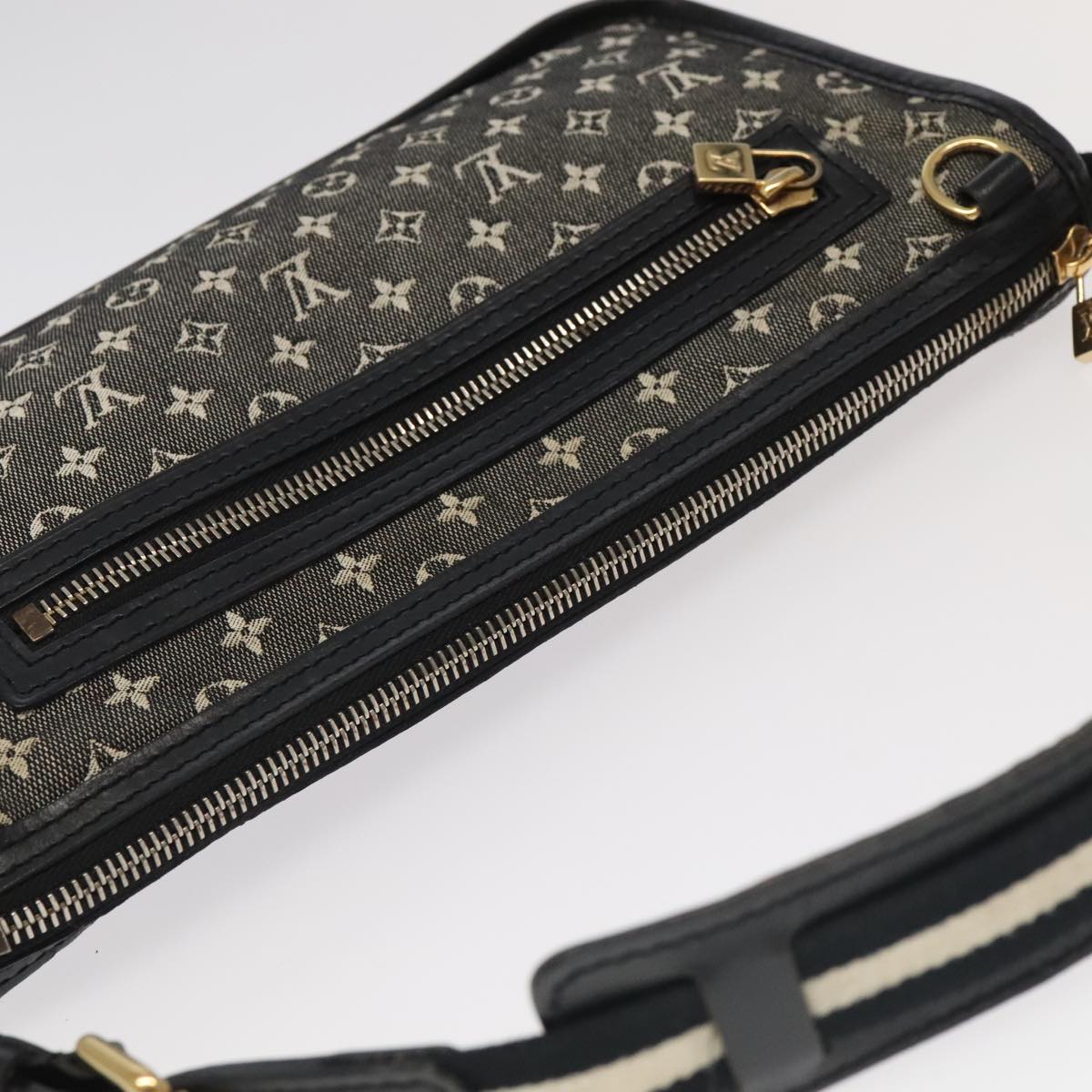 Louis Vuitton Pochette
