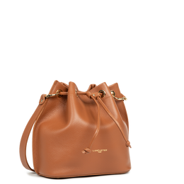 M bucket bag – CAMEL