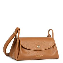 M crossbody bag – CAMEL