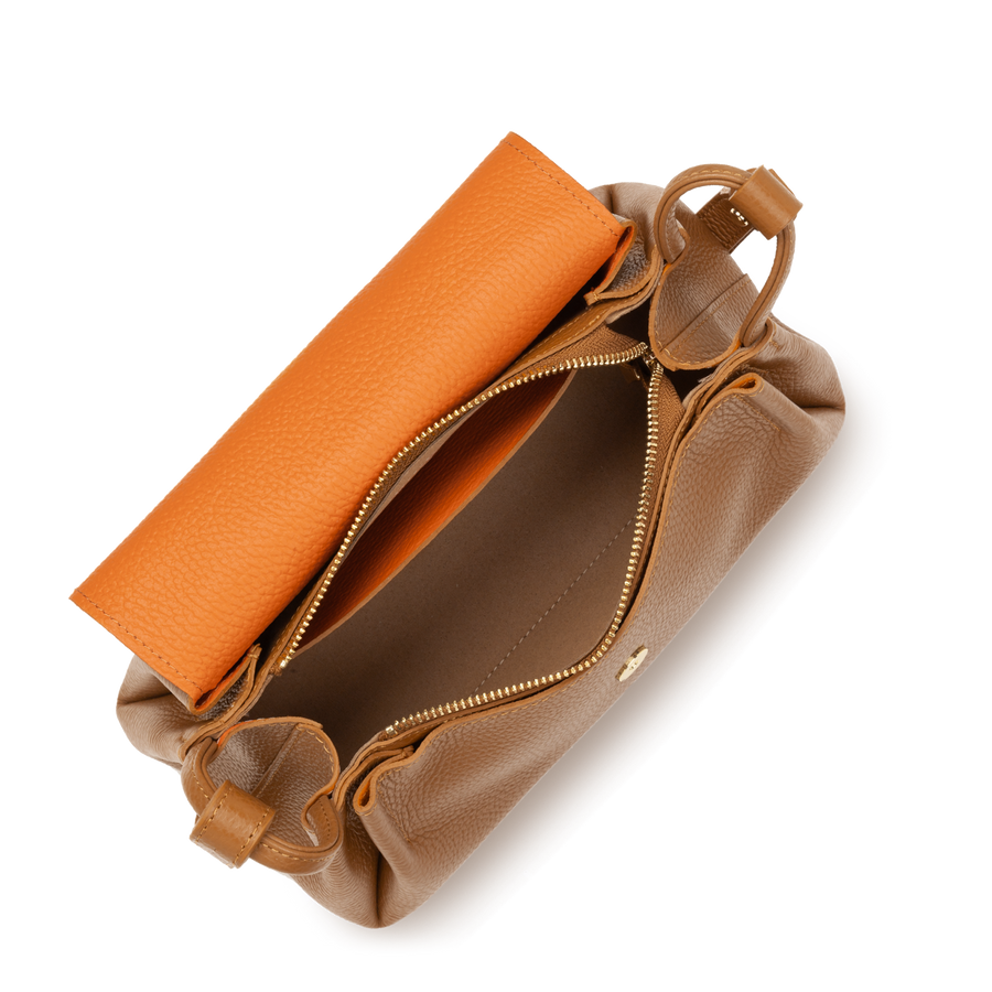M crossbody bag – CAMEL