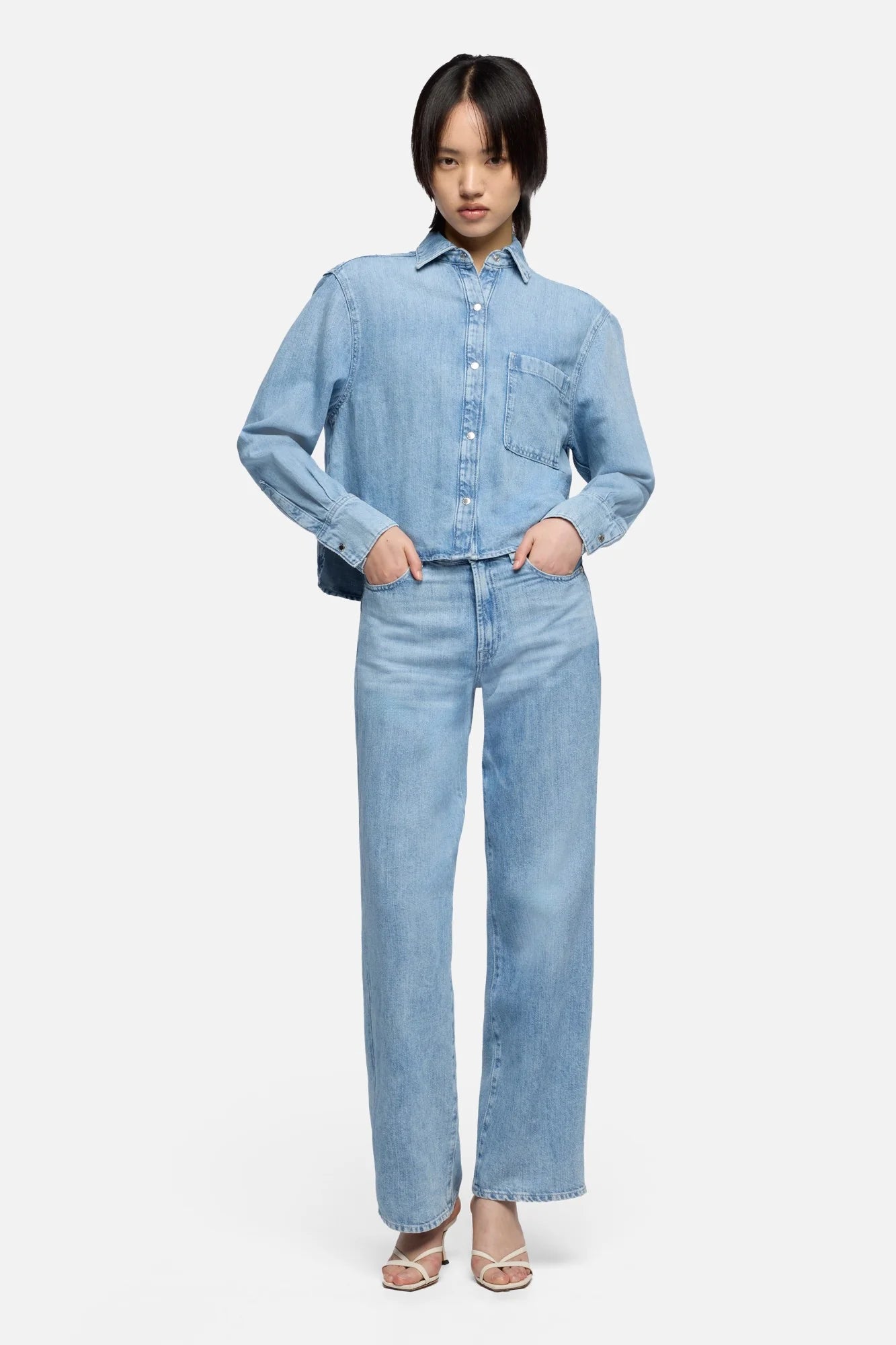 7 For All Mankind Stovepipe Straight in Indigo Linen