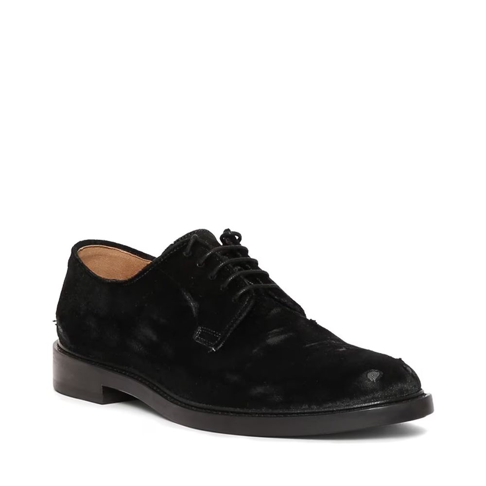 Lace-Up Oxford