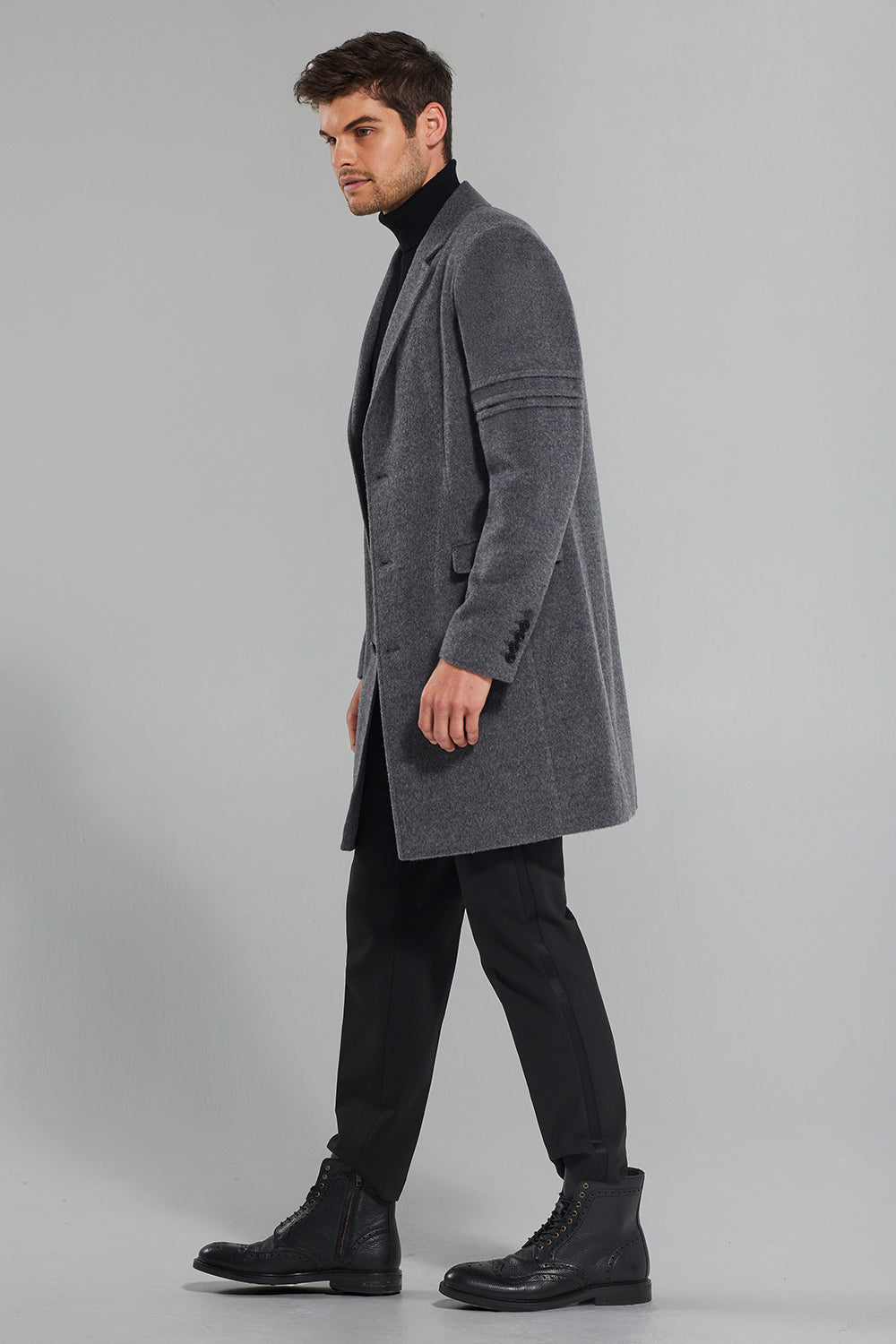 BABY ALPACA NOTCHED LAPEL OVERCOAT