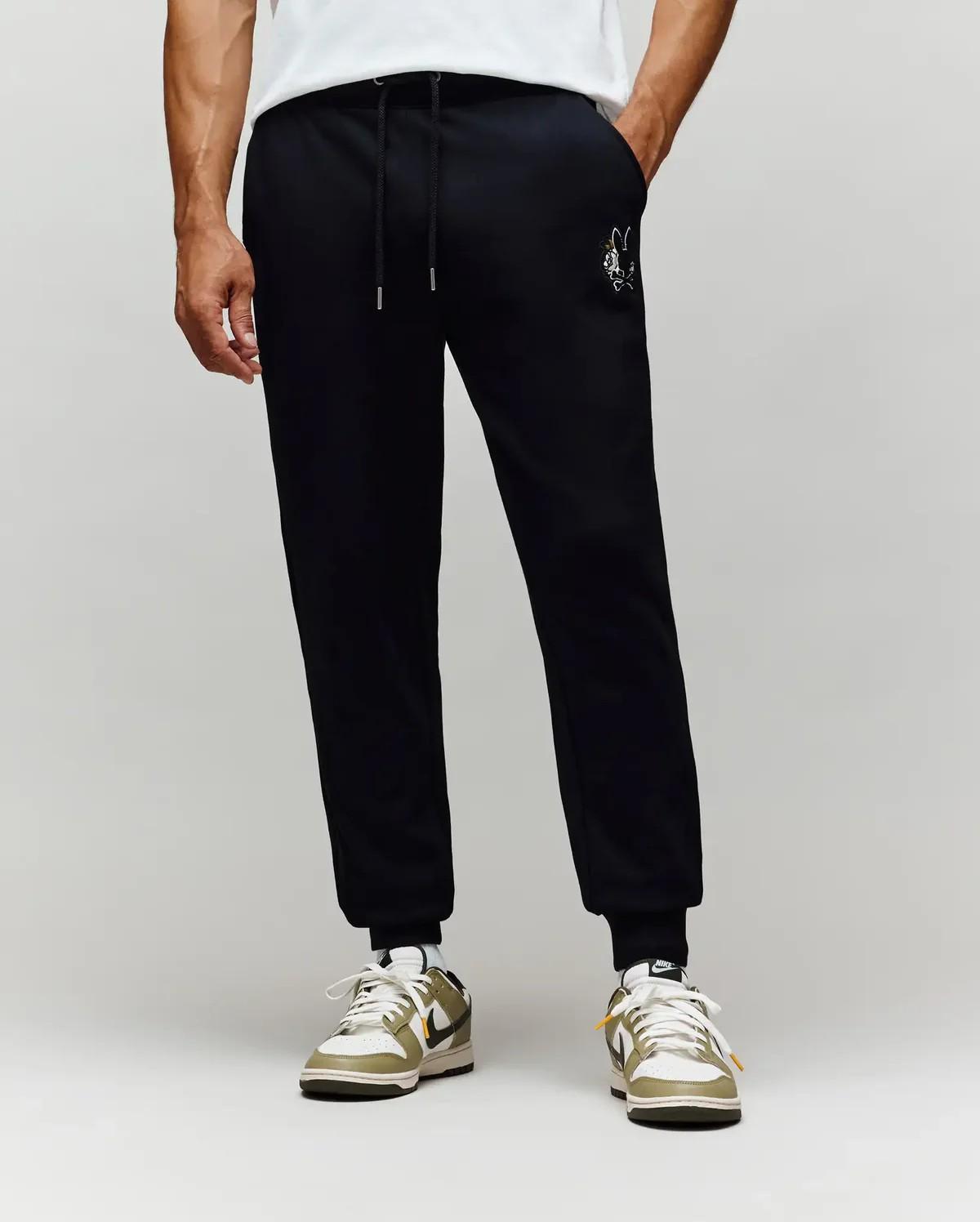 Psycho Bunny Auguste Floral Patch Jogger Pants in Black