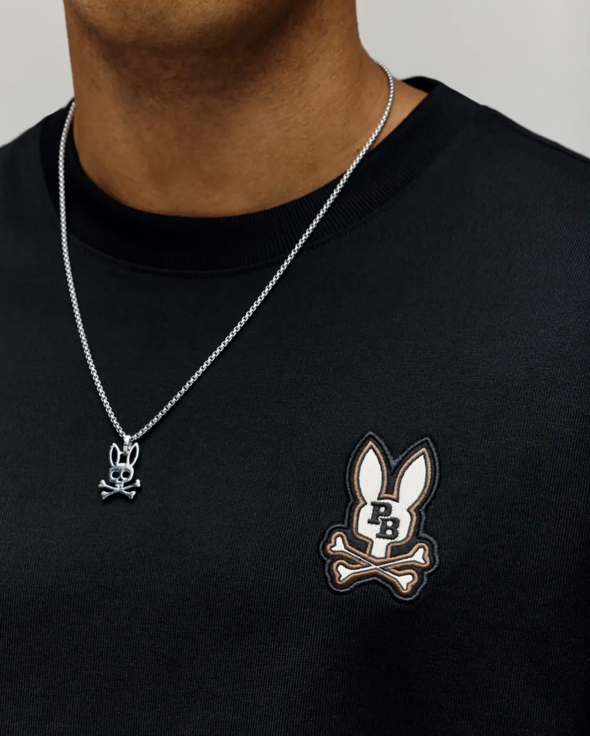 Psycho Bunny Wade Relaxed Fit Chest Tee in Black