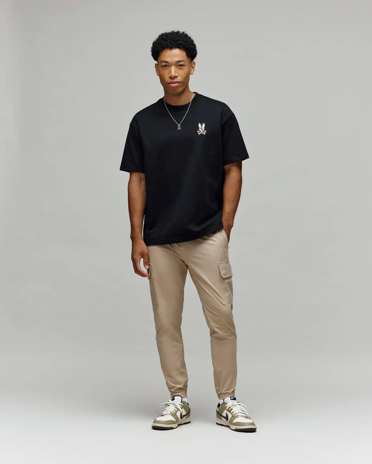 Psycho Bunny Wade Relaxed Fit Chest Tee in Black