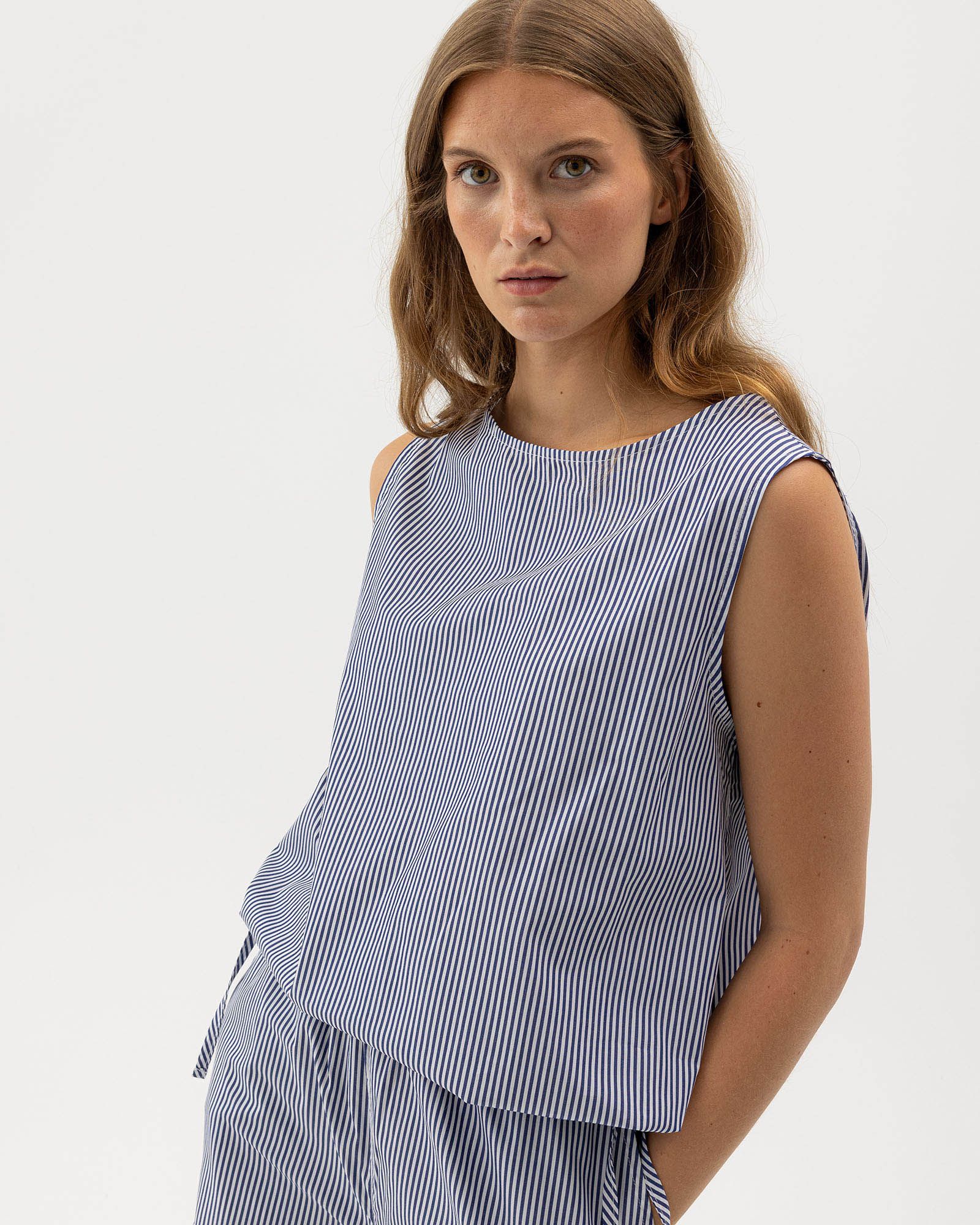 Holebrook Marie Top - Navy / White